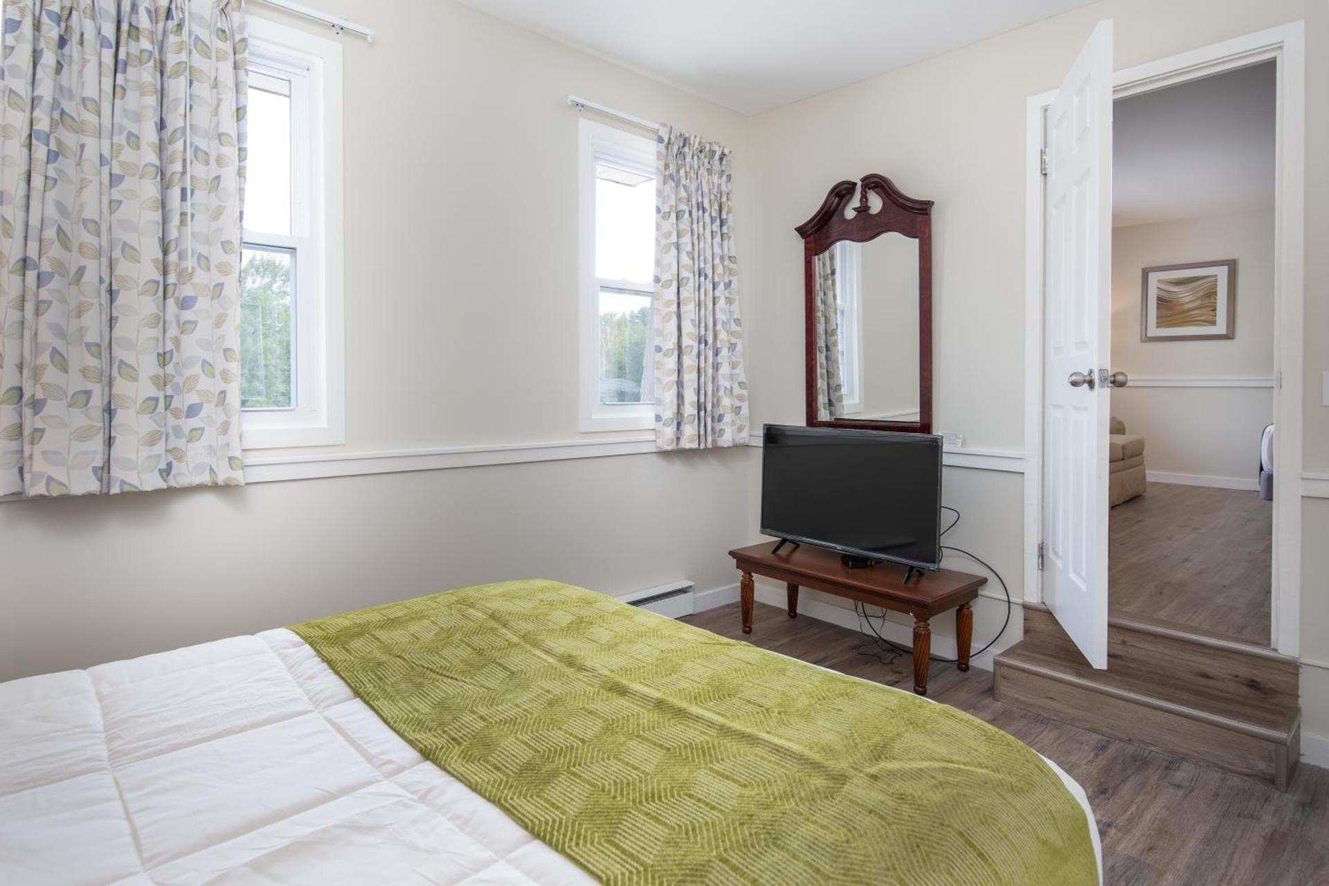 Grey Bonnet Inn photo 20