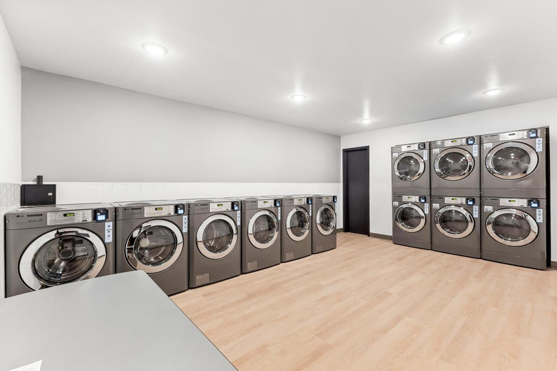 LivAway Suites Salt Lake City- West Jordan photo 25
