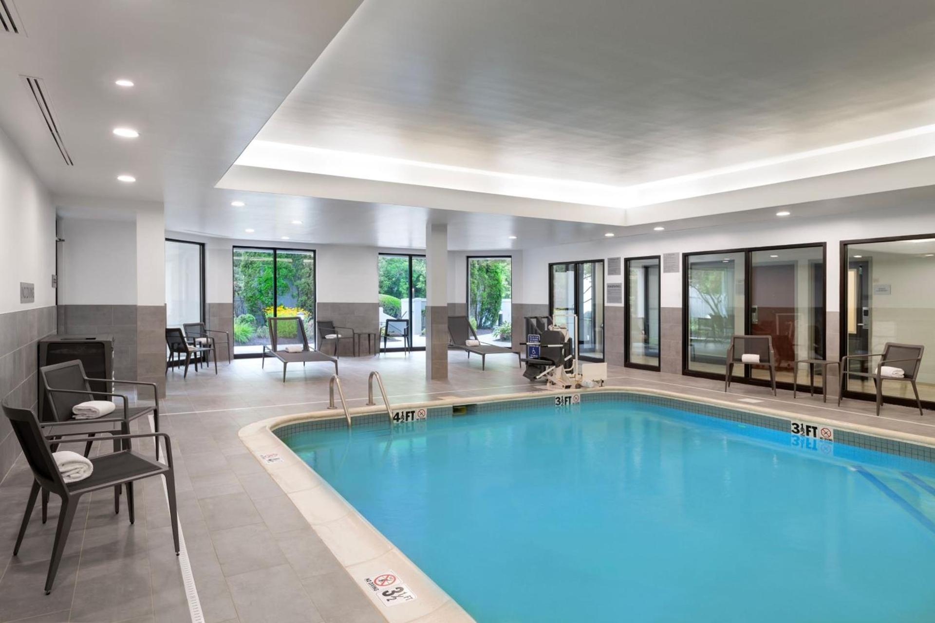 Courtyard by Marriott Danbury photo 40