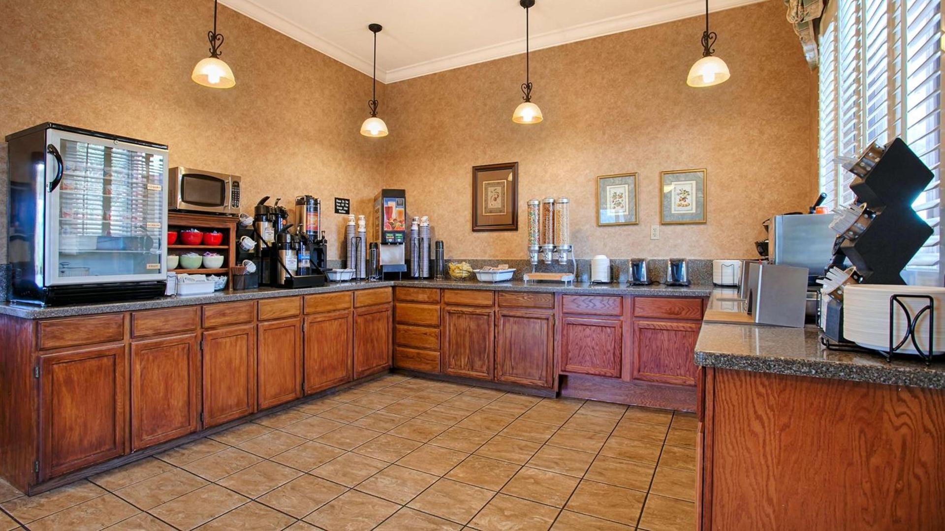 Best Western Plus Humboldt House Inn photo 19