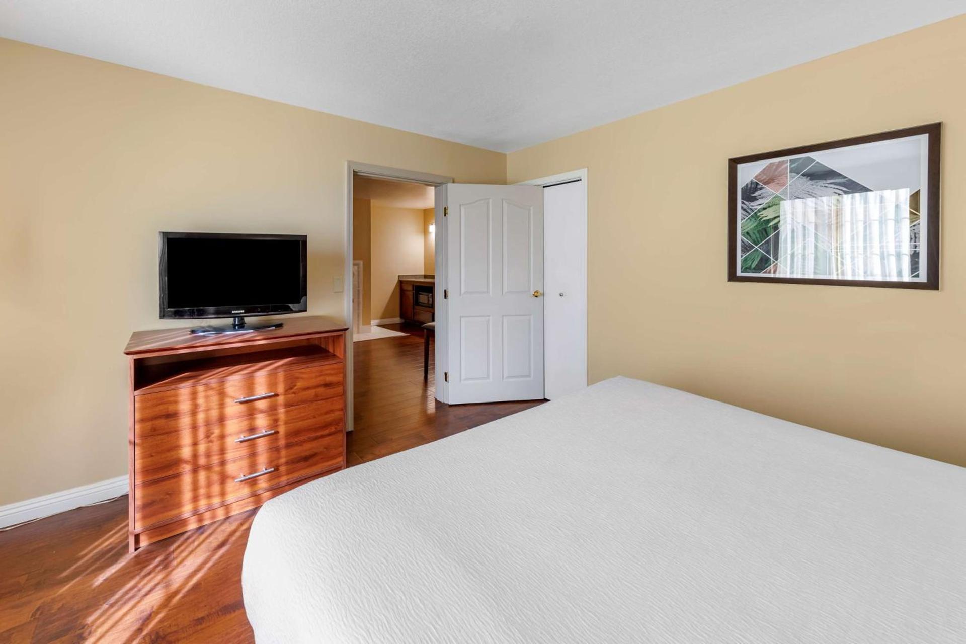 Best Western Plus John Jay Inn & Suites photo 27