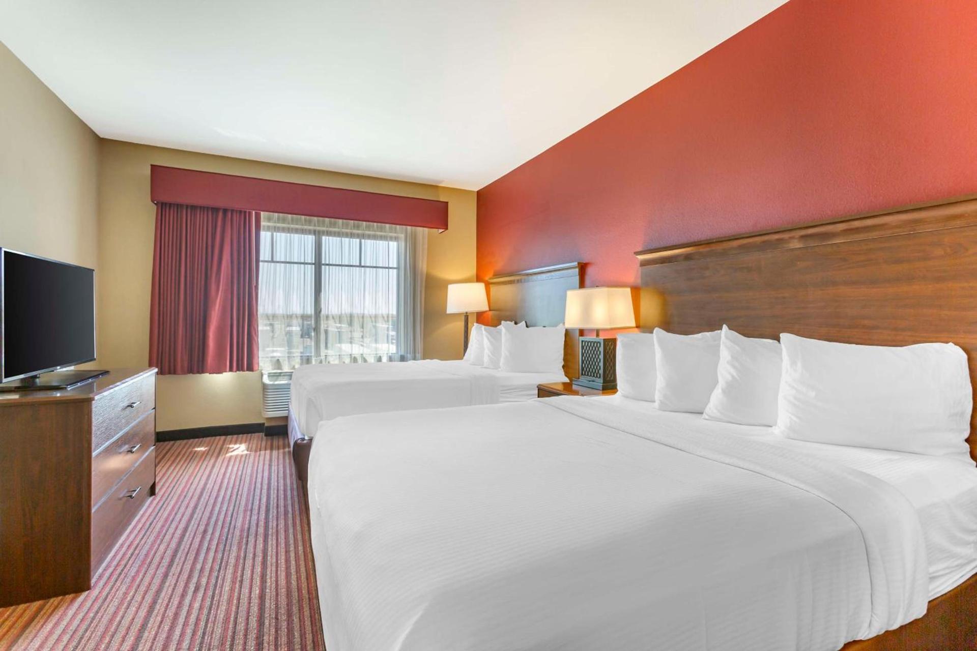 Best Western Plus Chandler Hotel & Suites photo 21