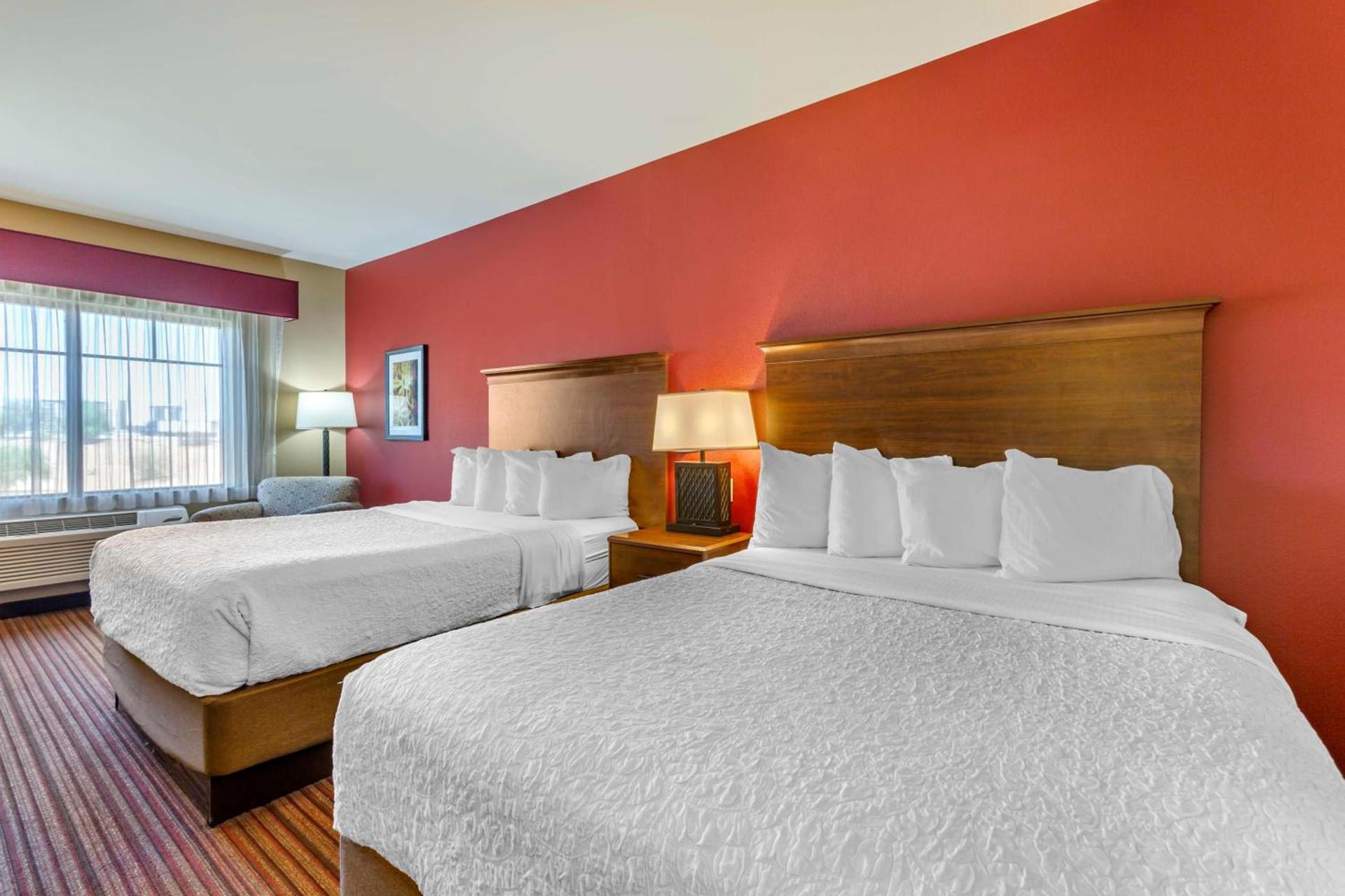 Best Western Plus Chandler Hotel & Suites photo 26