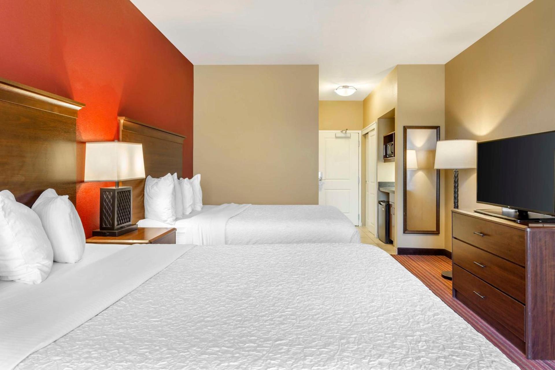 Best Western Plus Chandler Hotel & Suites photo 28