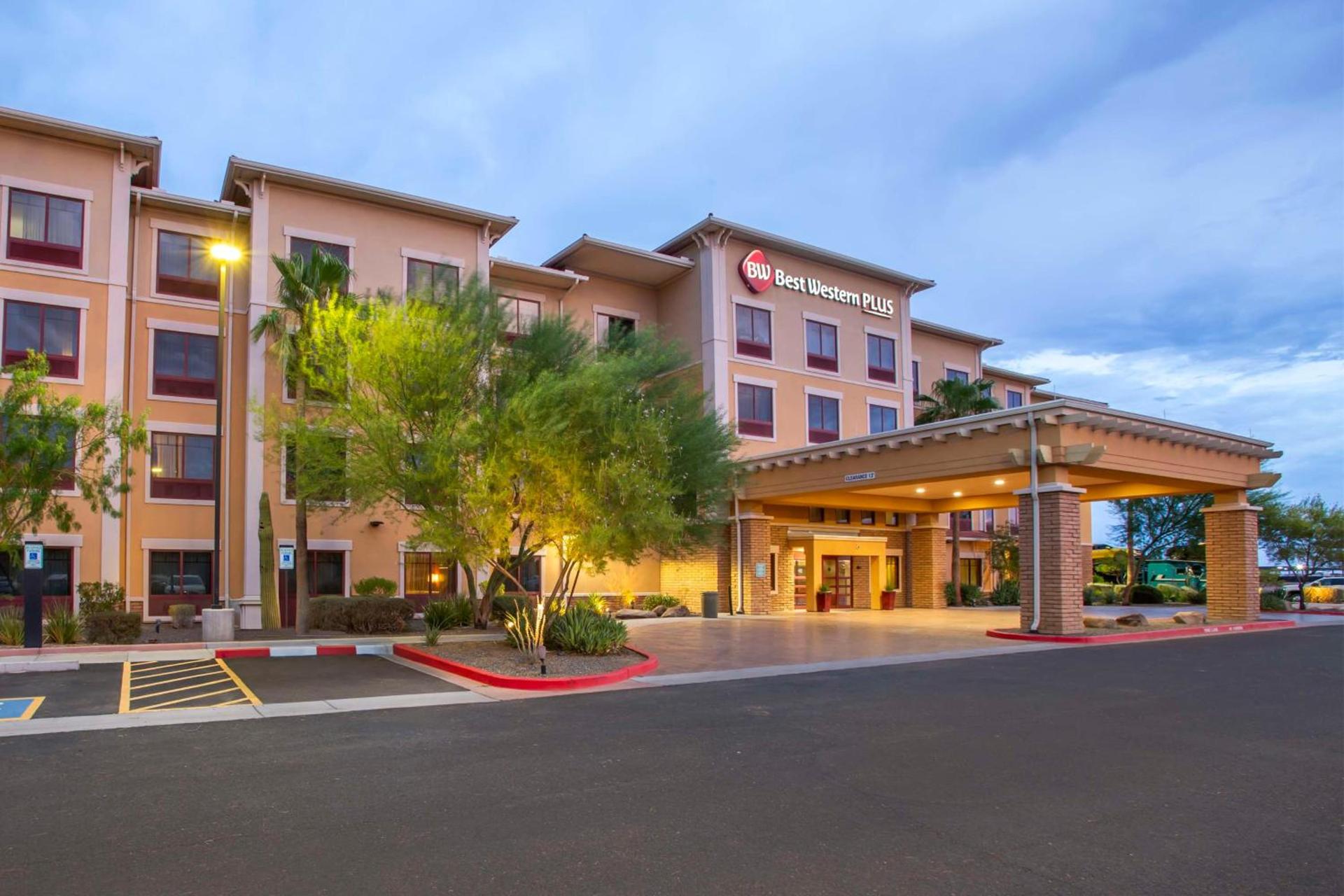 Best Western Plus Chandler Hotel & Suites photo 41