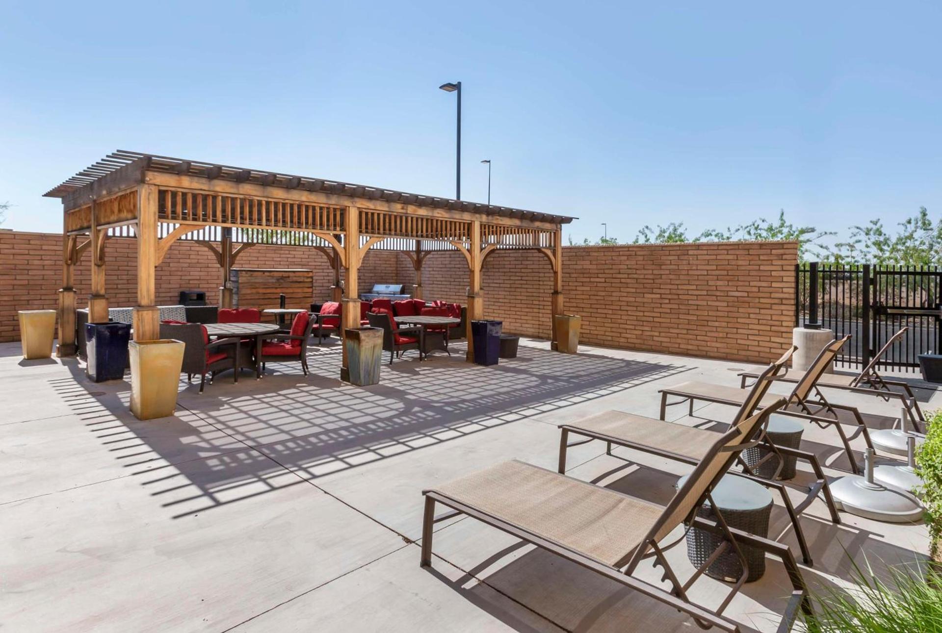 Best Western Plus Chandler Hotel & Suites photo 43