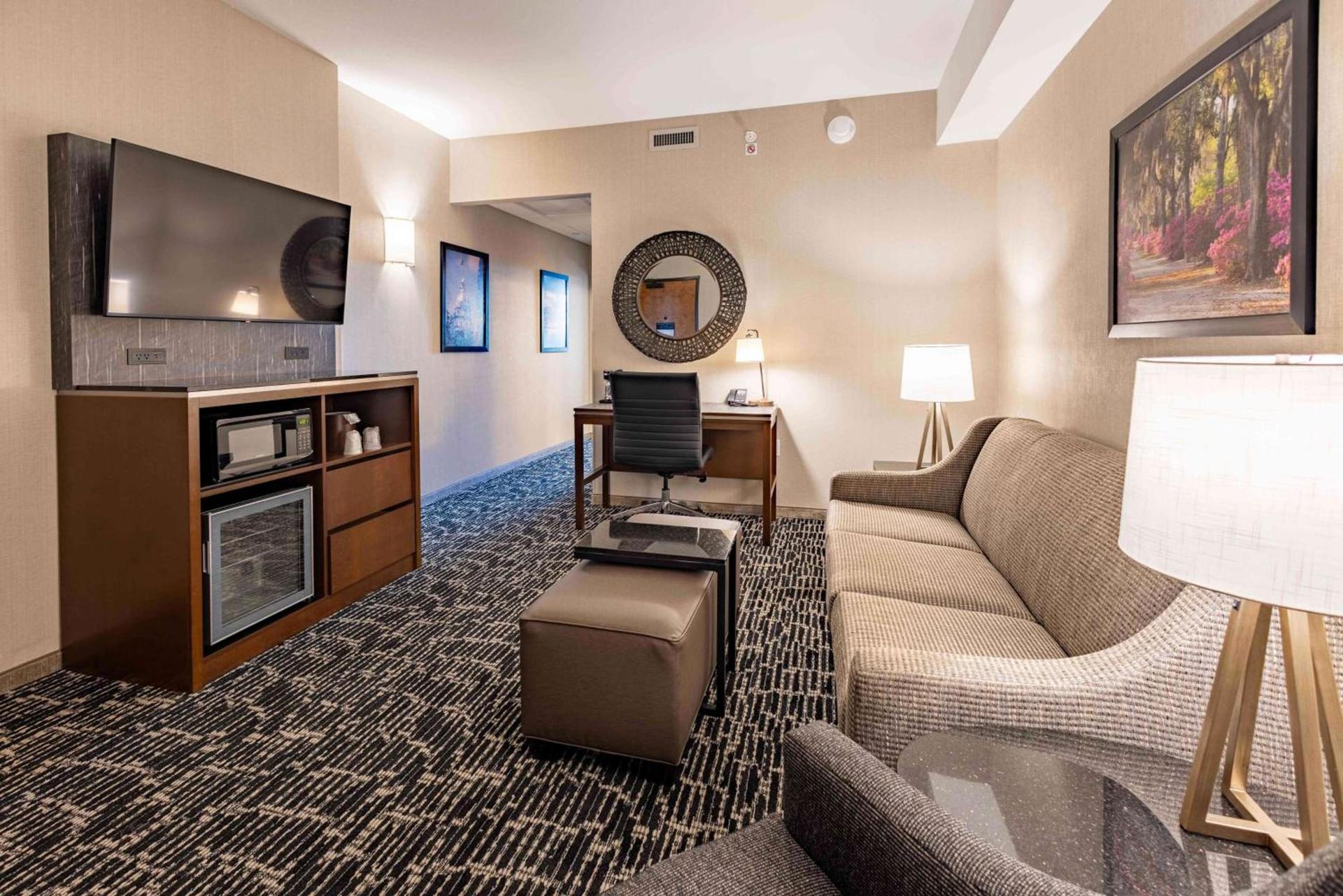 Drury Plaza Hotel Savannah Pooler photo 14