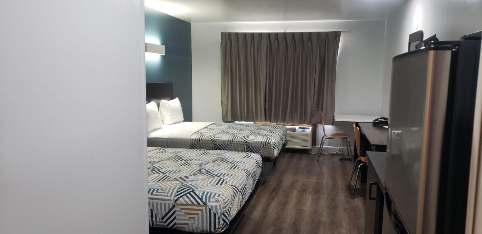 Studio 6 Suites Hesperia CA West Main Street I 15 photo 27