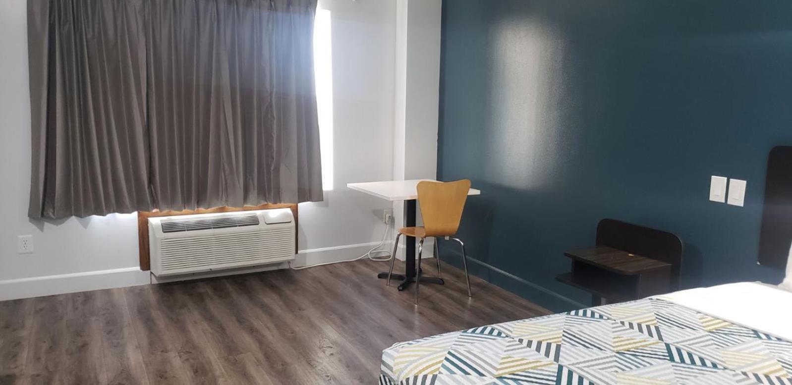 Studio 6 Suites Hesperia CA West Main Street I 15 photo 28