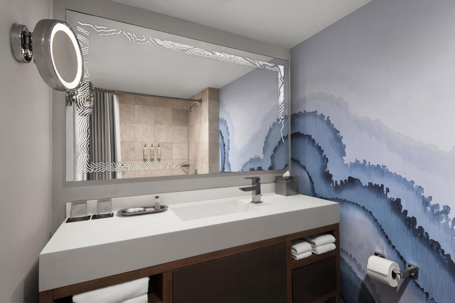 Renaissance Newport Beach Hotel photo 35