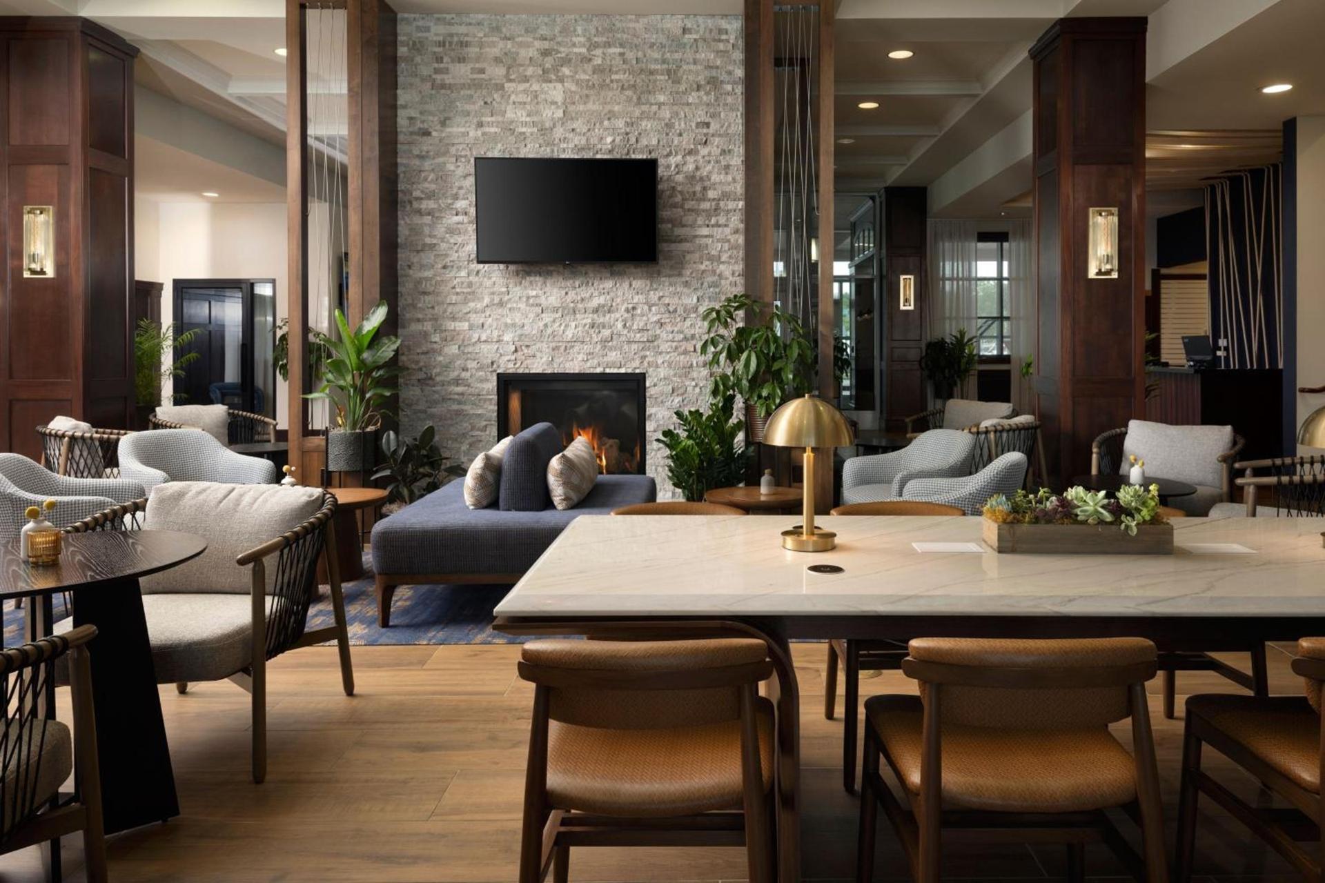 Sheraton Erie Bayfront Hotel photo 40