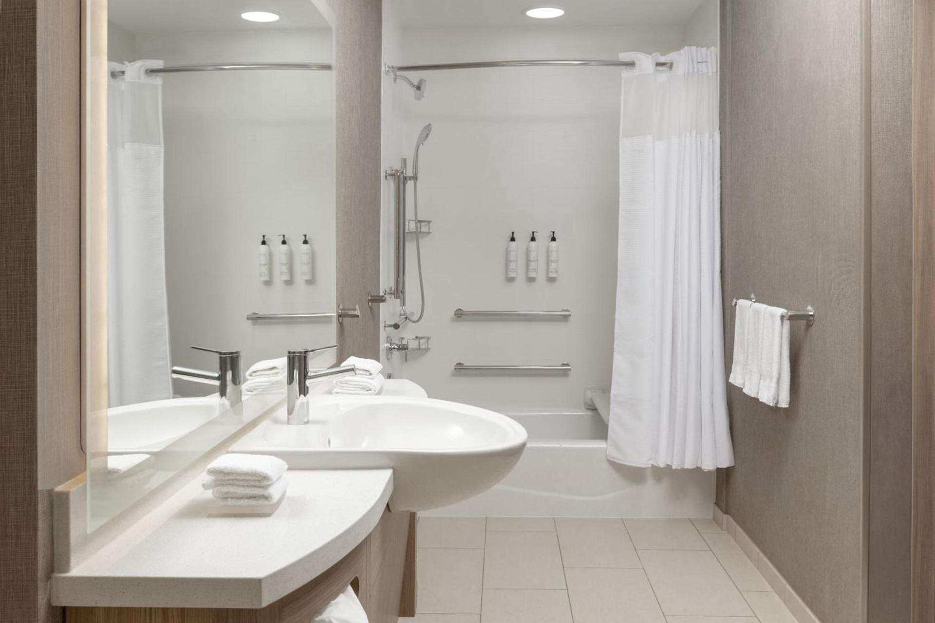 SpringHill Suites by Marriott Pleasanton photo 23