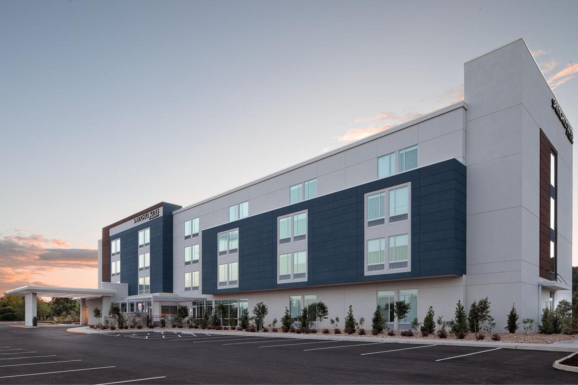SpringHill Suites by Marriott Roanoke North photo 1