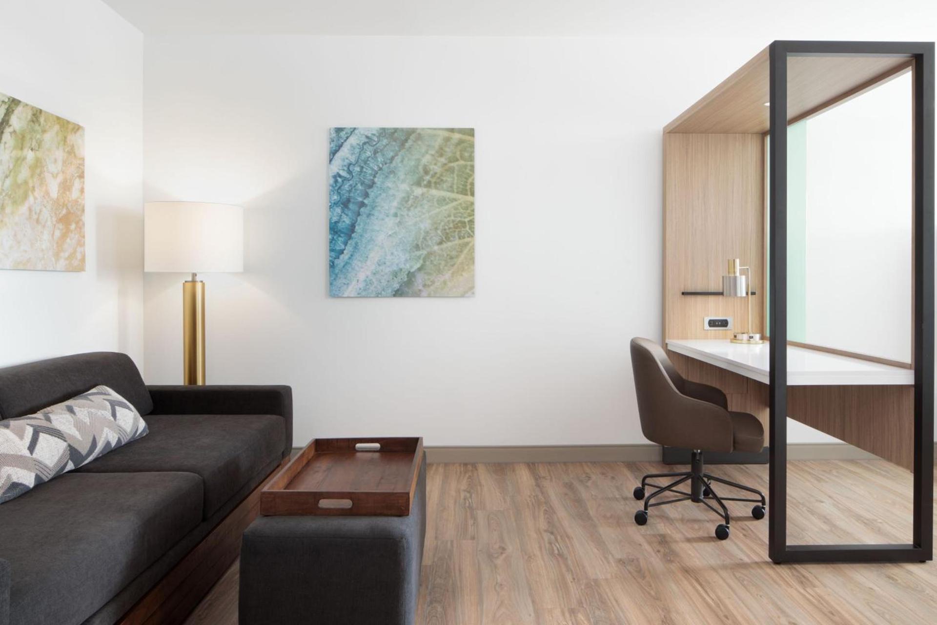 SpringHill Suites by Marriott Roanoke North photo 27
