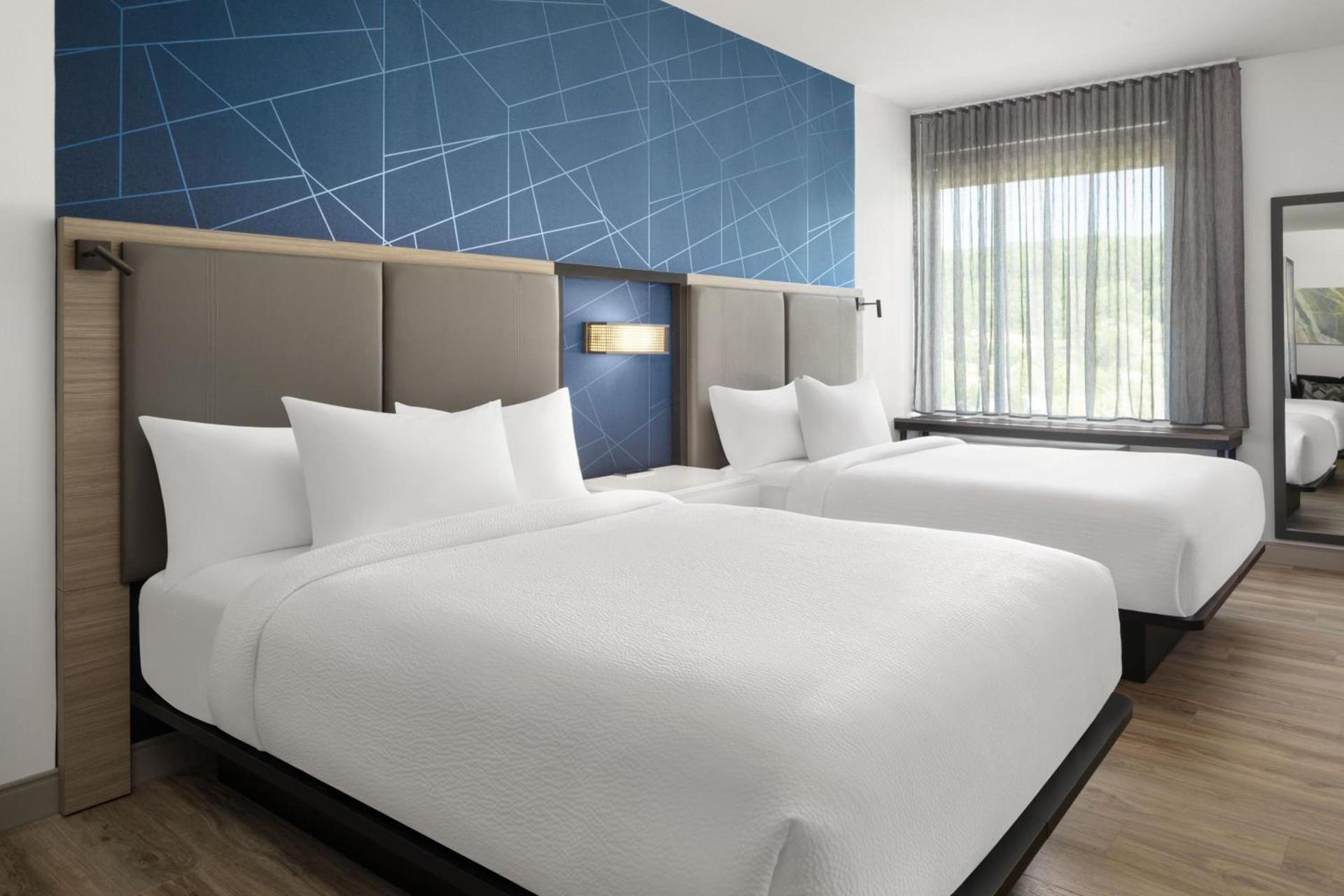SpringHill Suites by Marriott Roanoke North photo 8