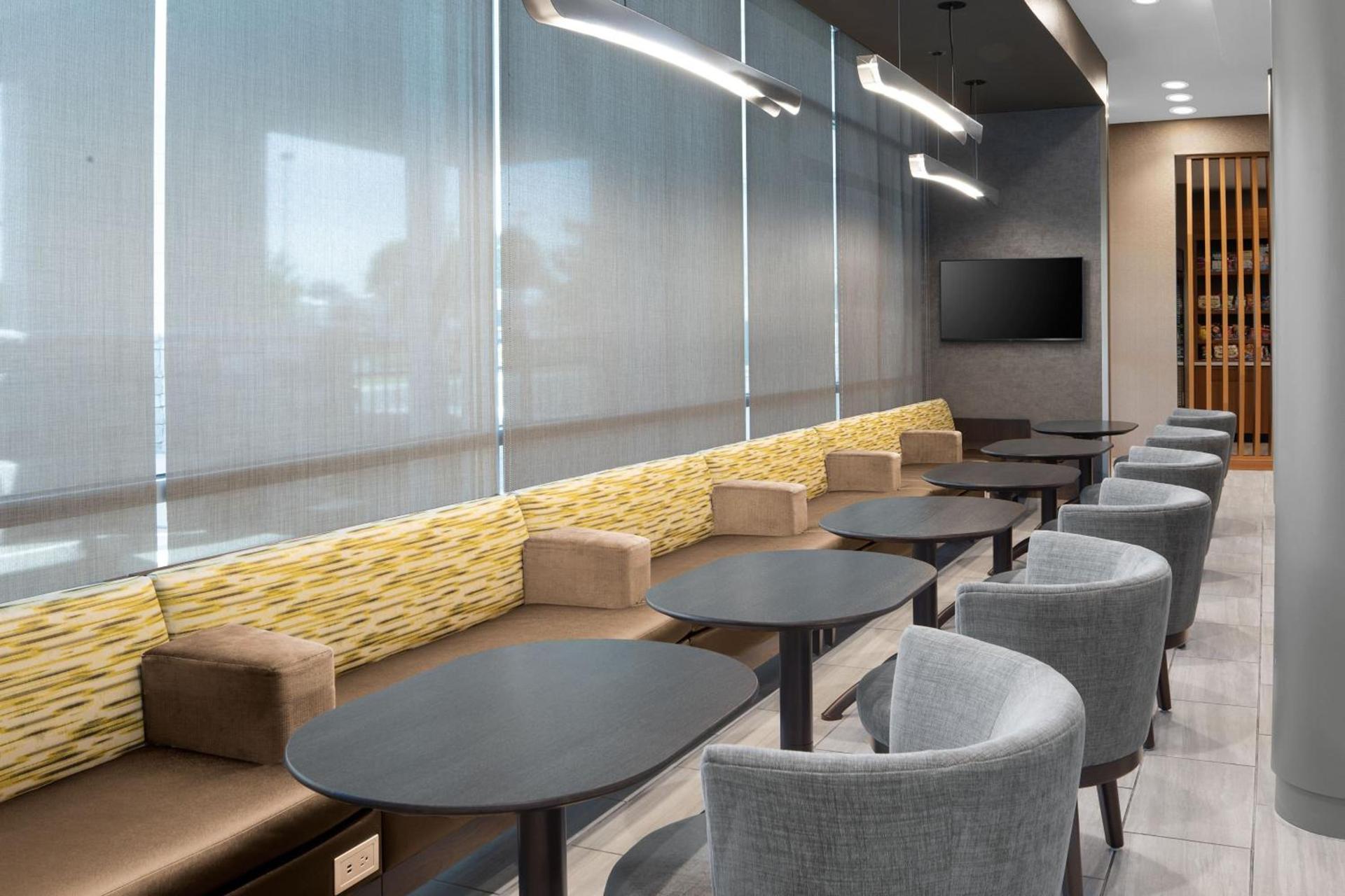 SpringHill Suites by Marriott Roanoke North photo 20