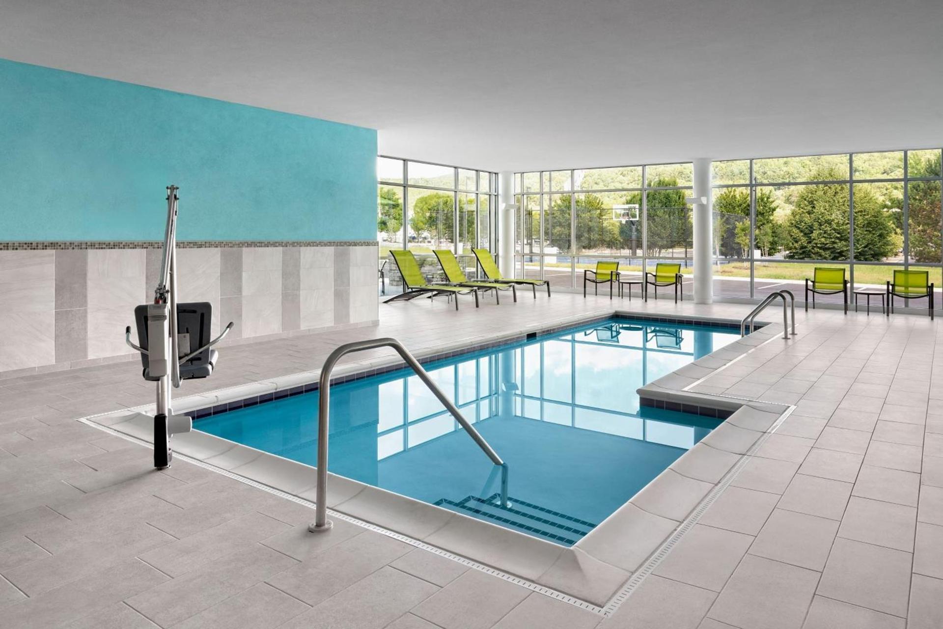 SpringHill Suites by Marriott Roanoke North photo 31