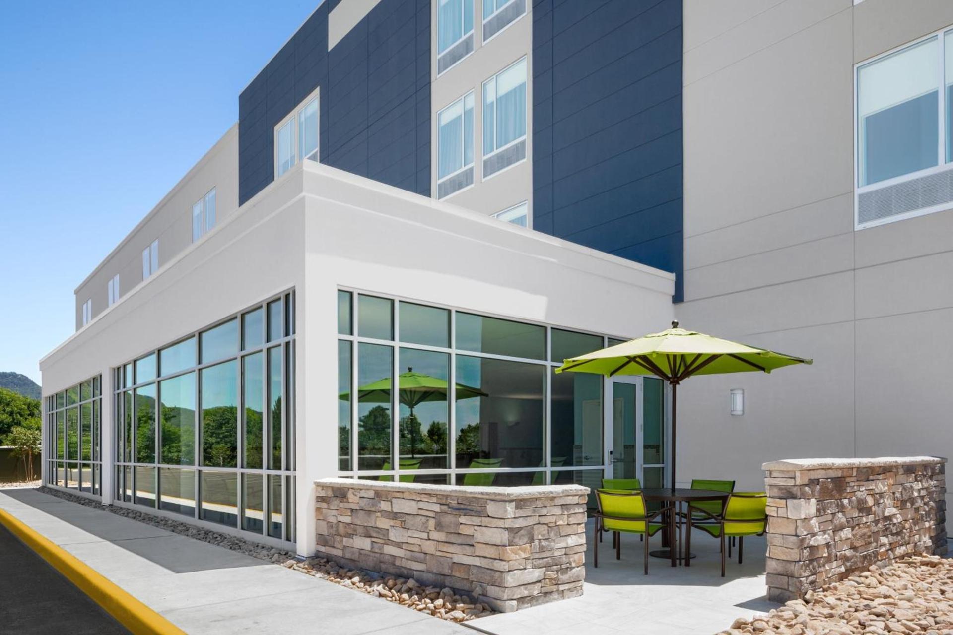 SpringHill Suites by Marriott Roanoke North photo 36