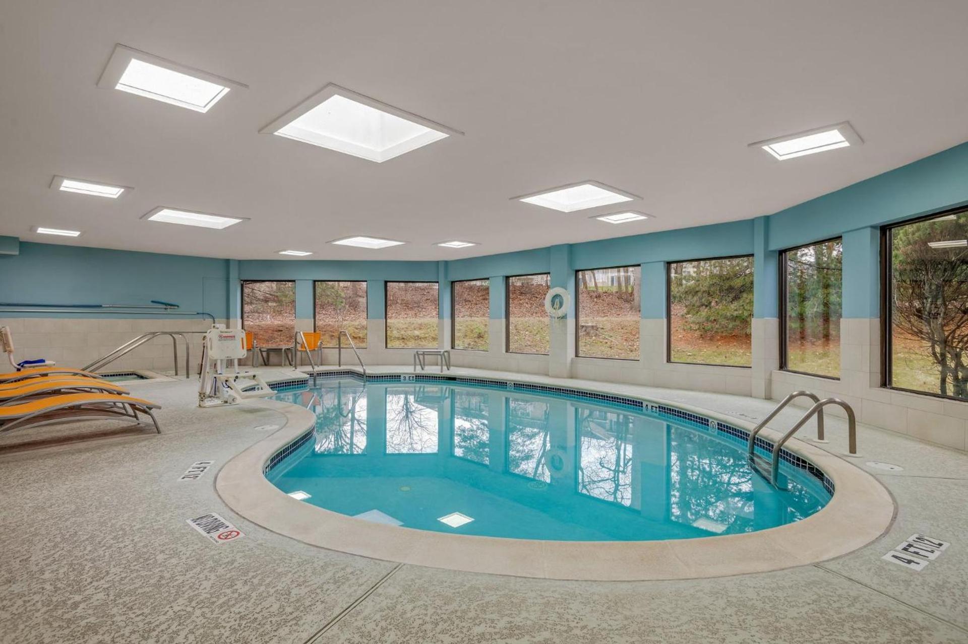 Holiday Inn Express Hershey-Harrisburg Area by IHG photo 75