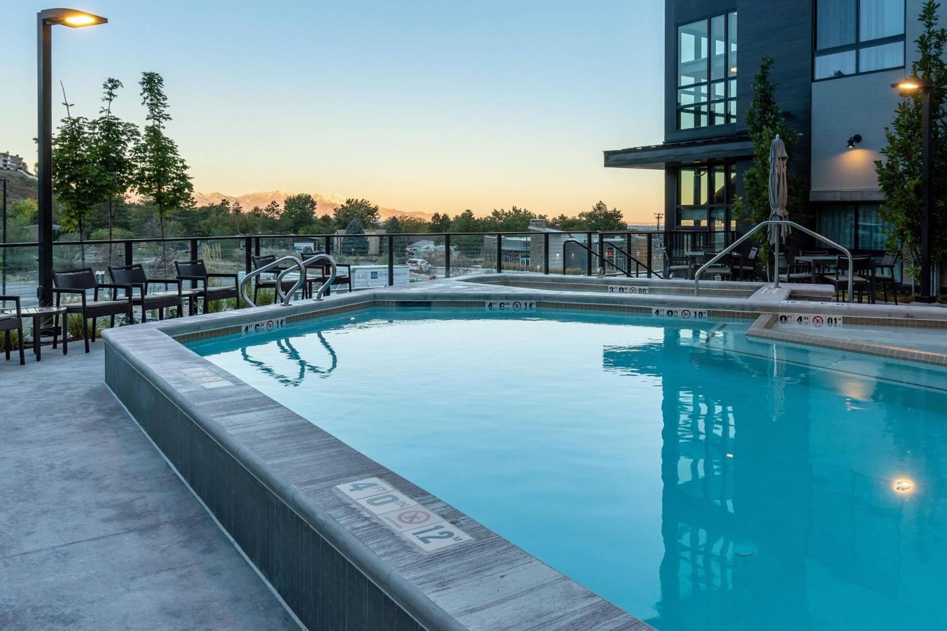 Courtyard by Marriott Salt Lake City Cottonwood photo 34