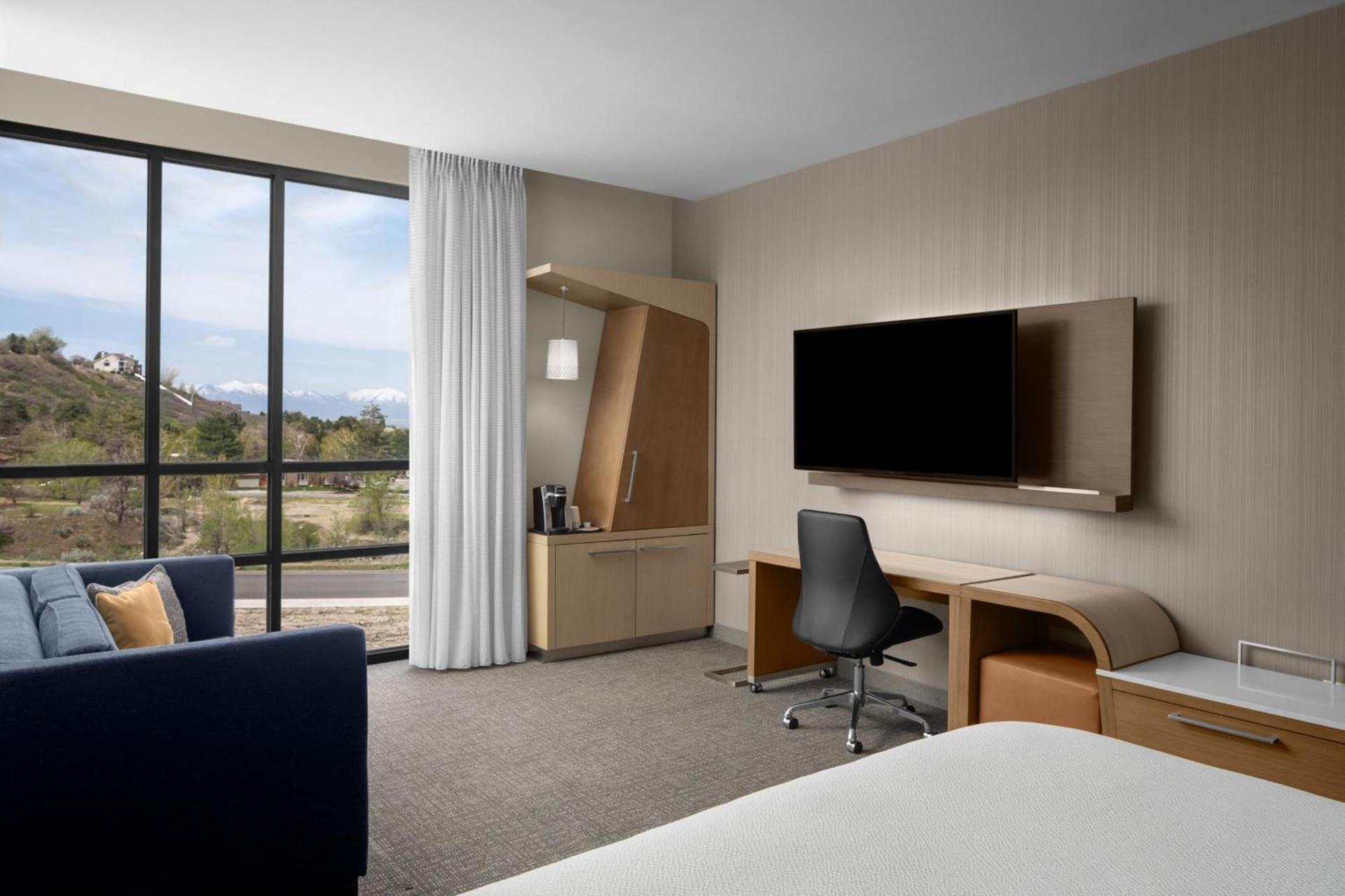 Courtyard by Marriott Salt Lake City Cottonwood photo 7