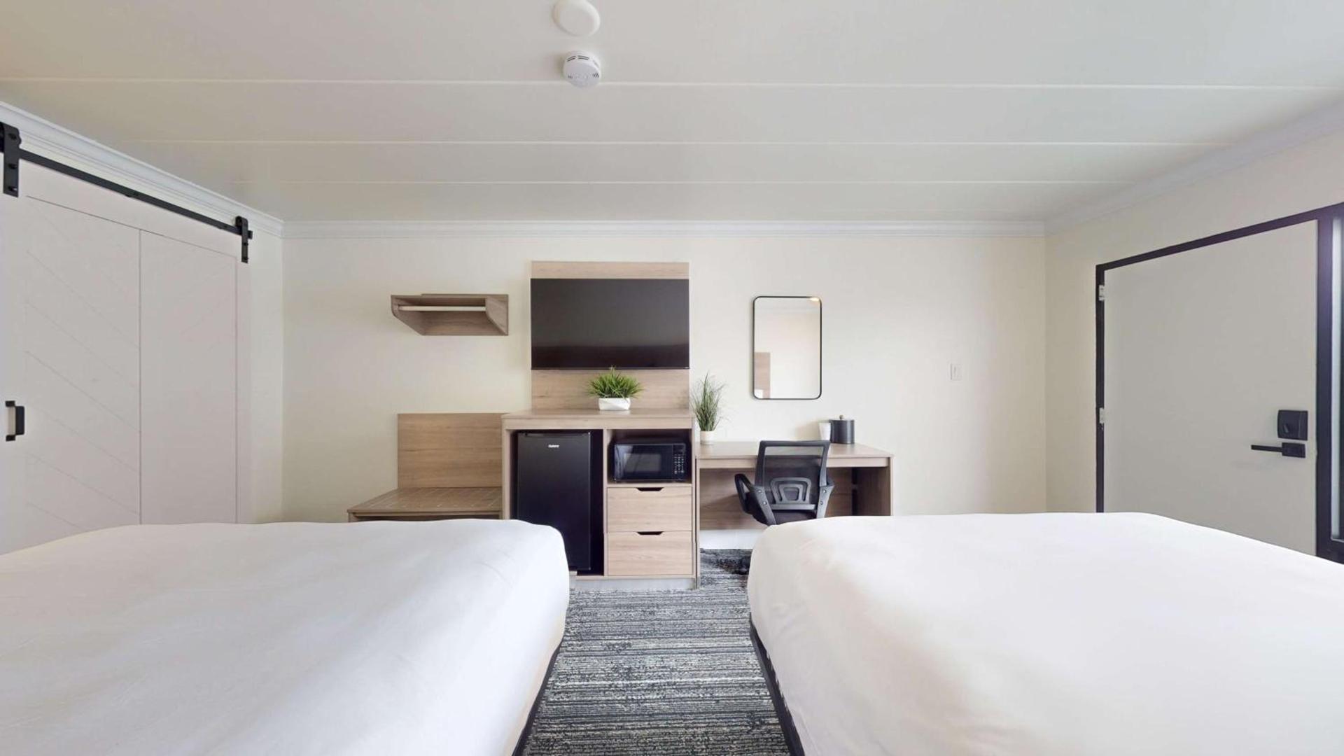 The Atlantic, BW Signature Collection photo 11