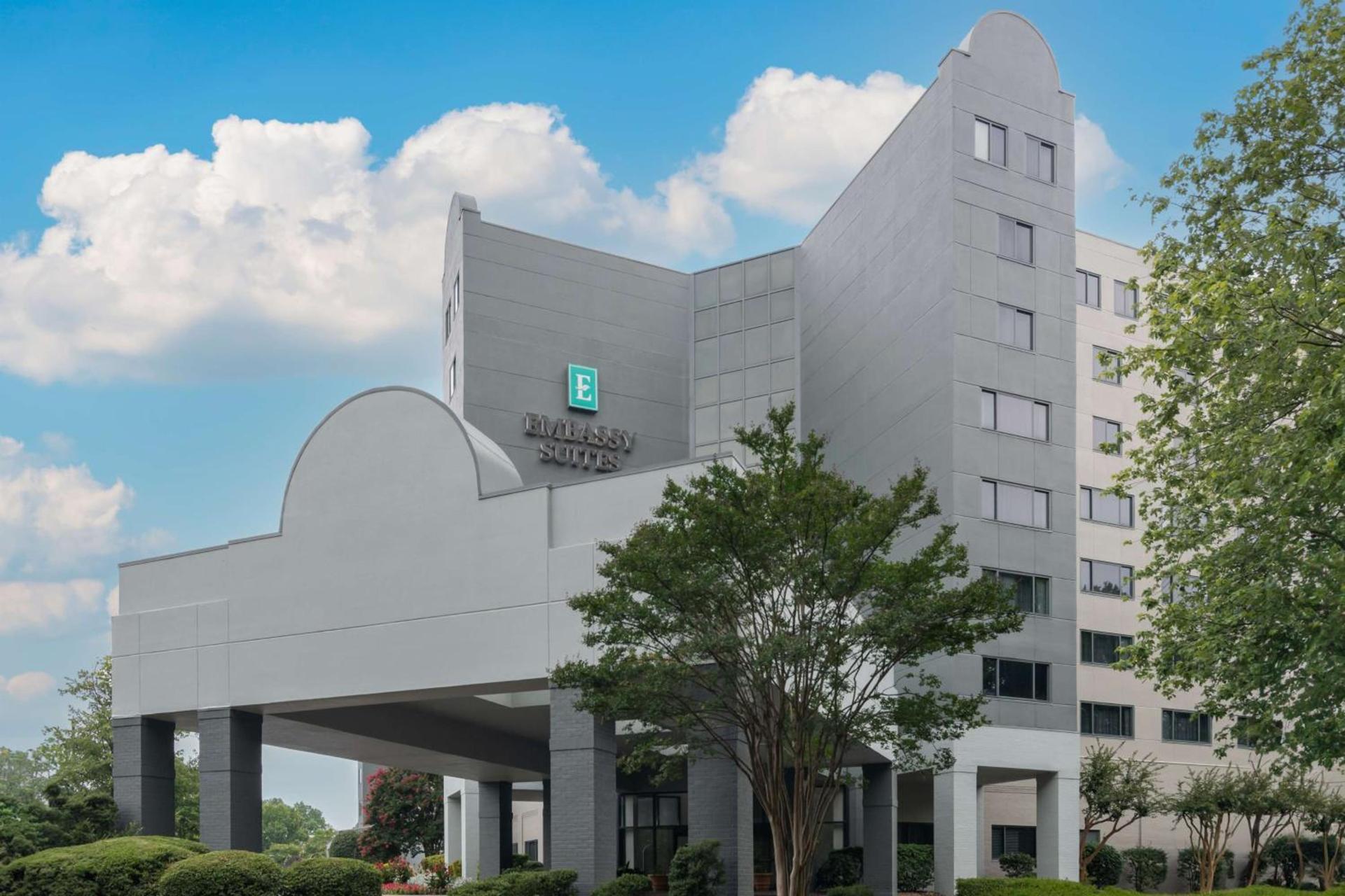 Embassy Suites Charlotte photo 2