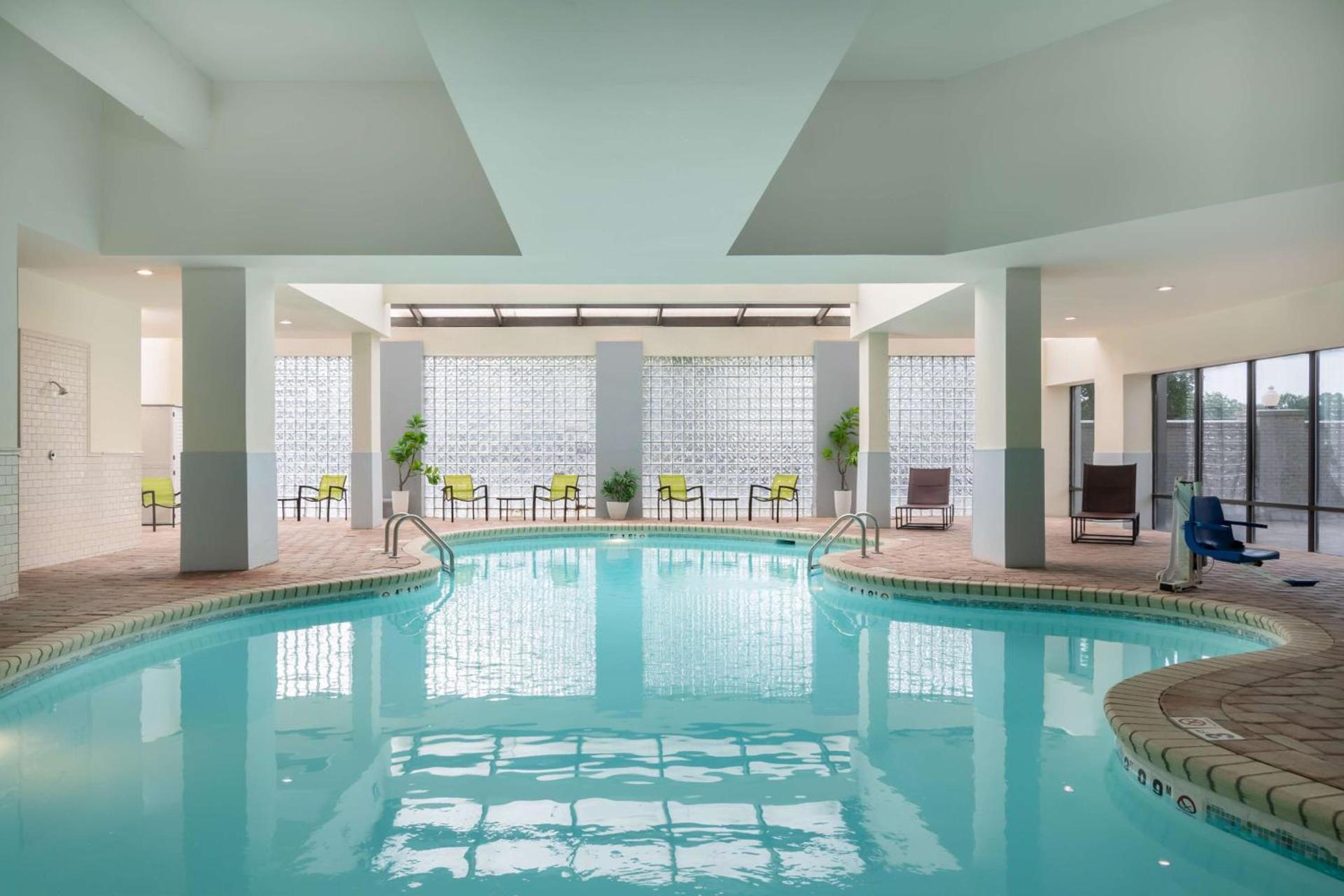 Embassy Suites Charlotte photo 5