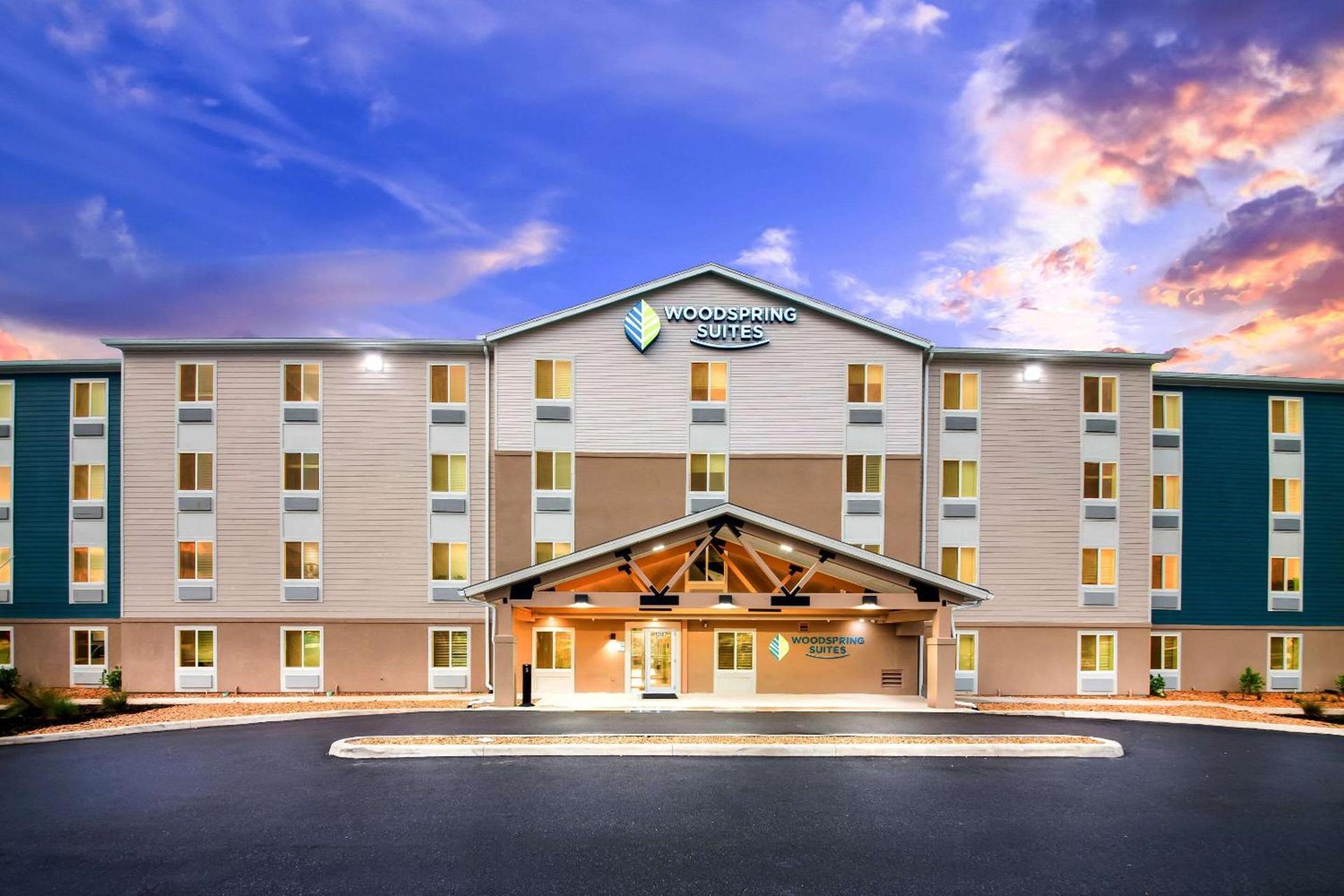 WoodSpring Suites Hudson Port Richey photo 2