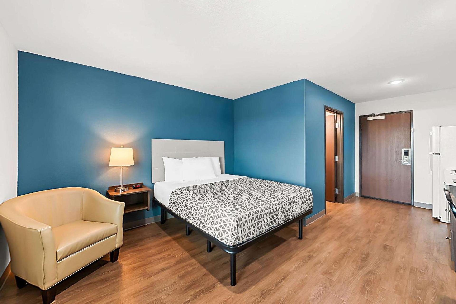 WoodSpring Suites Hudson Port Richey photo 8