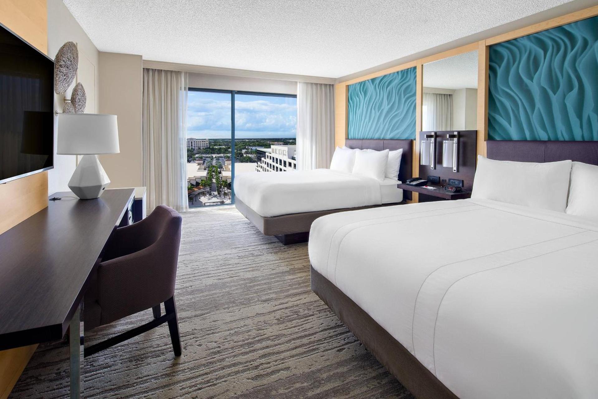Boca Raton Marriott at Boca Center photo 11