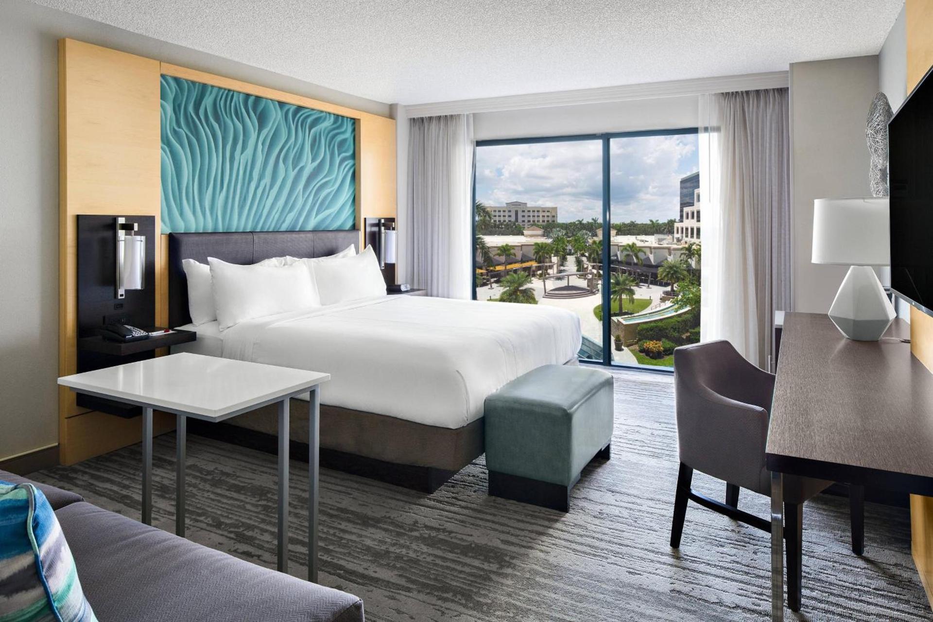 Boca Raton Marriott at Boca Center photo 13
