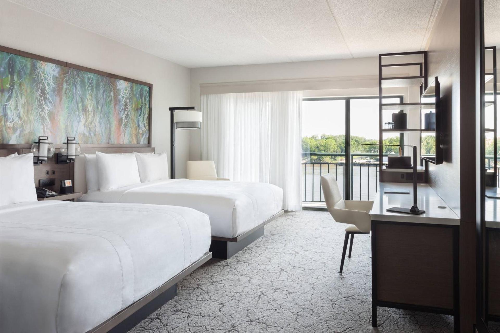 Marriott Savannah Riverfront photo 9