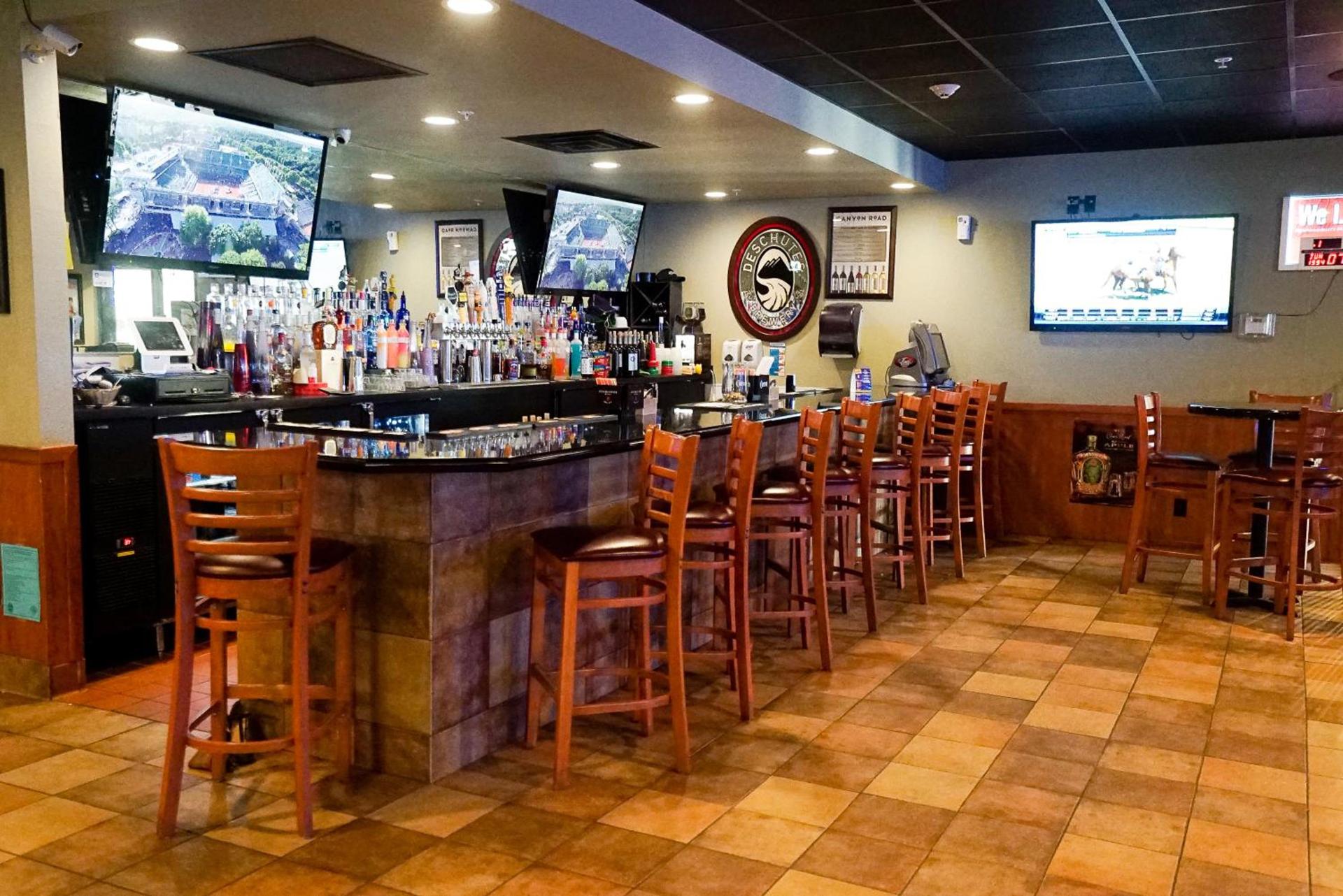 Boarders Inn & Suites by Cobblestone Hotels - Grand Island photo 26