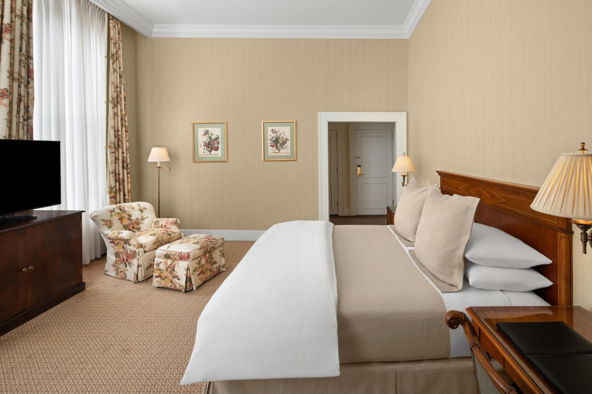 Capital Hotel photo 59