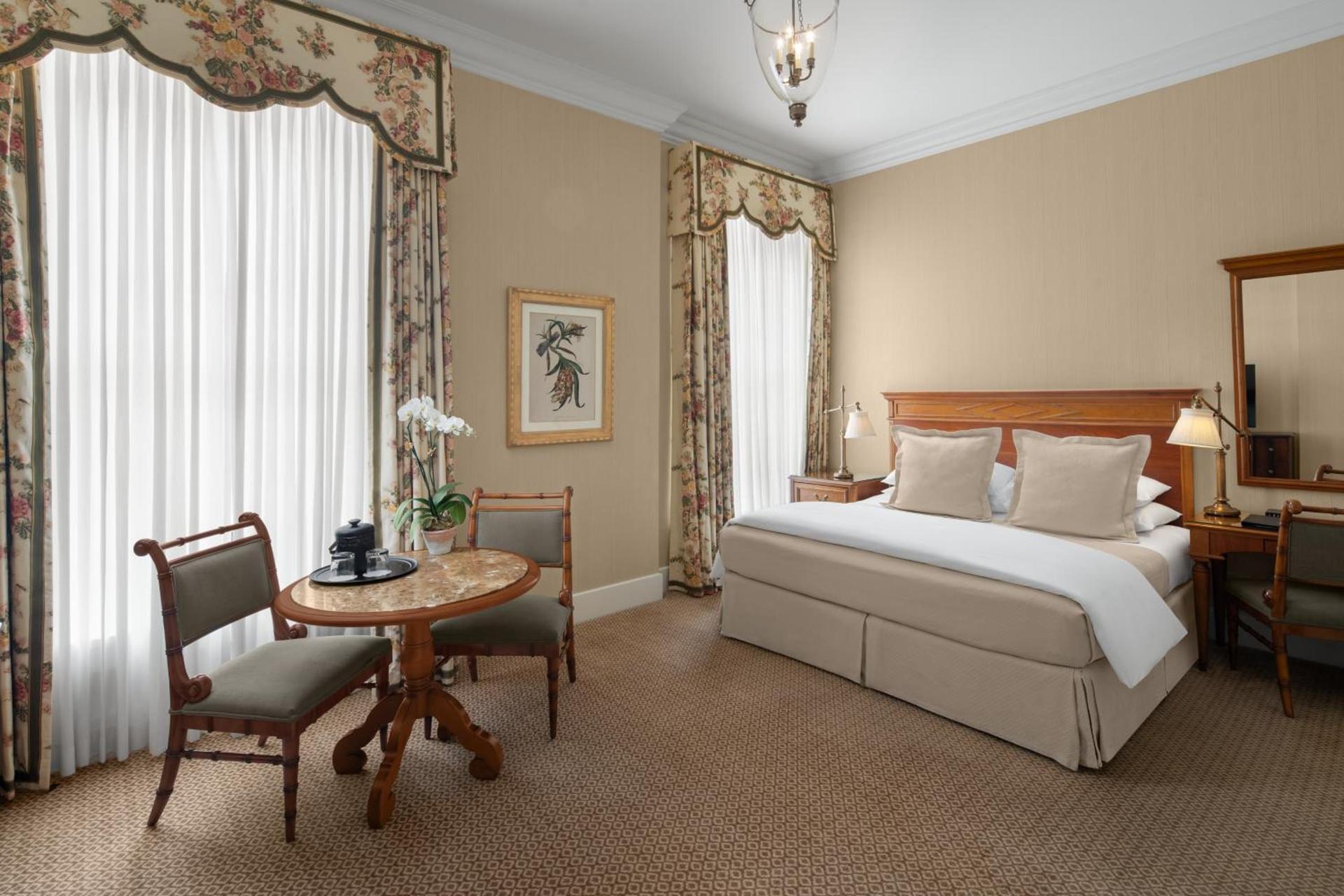 Capital Hotel photo 2
