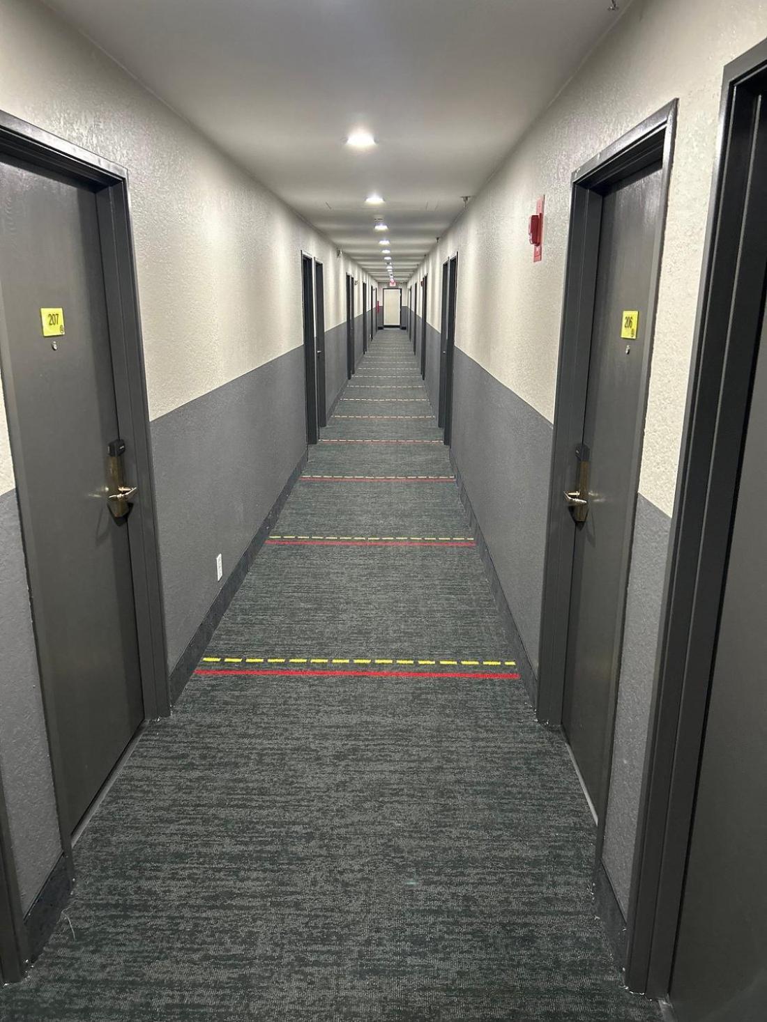 Super 8 by Wyndham Lewiston Auburn Area photo 19