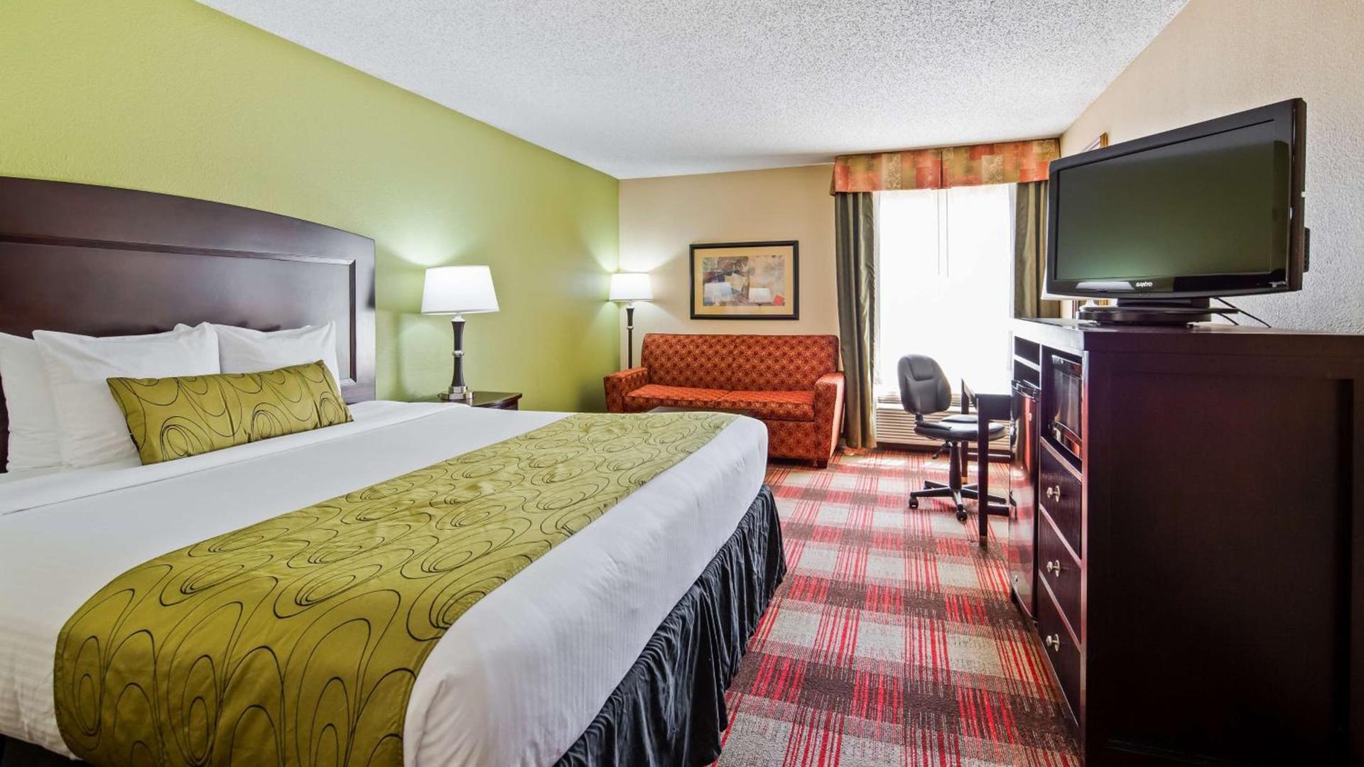 Clarion Pointe Addison - Dallas North photo 17