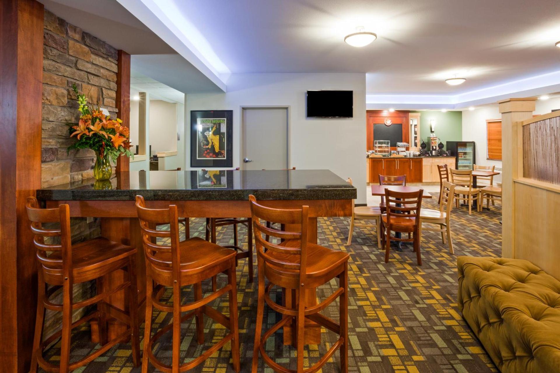 AmericInn by Wyndham Sibley photo 8