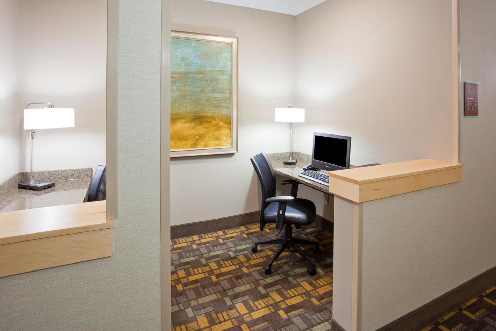 AmericInn by Wyndham Sibley photo 10