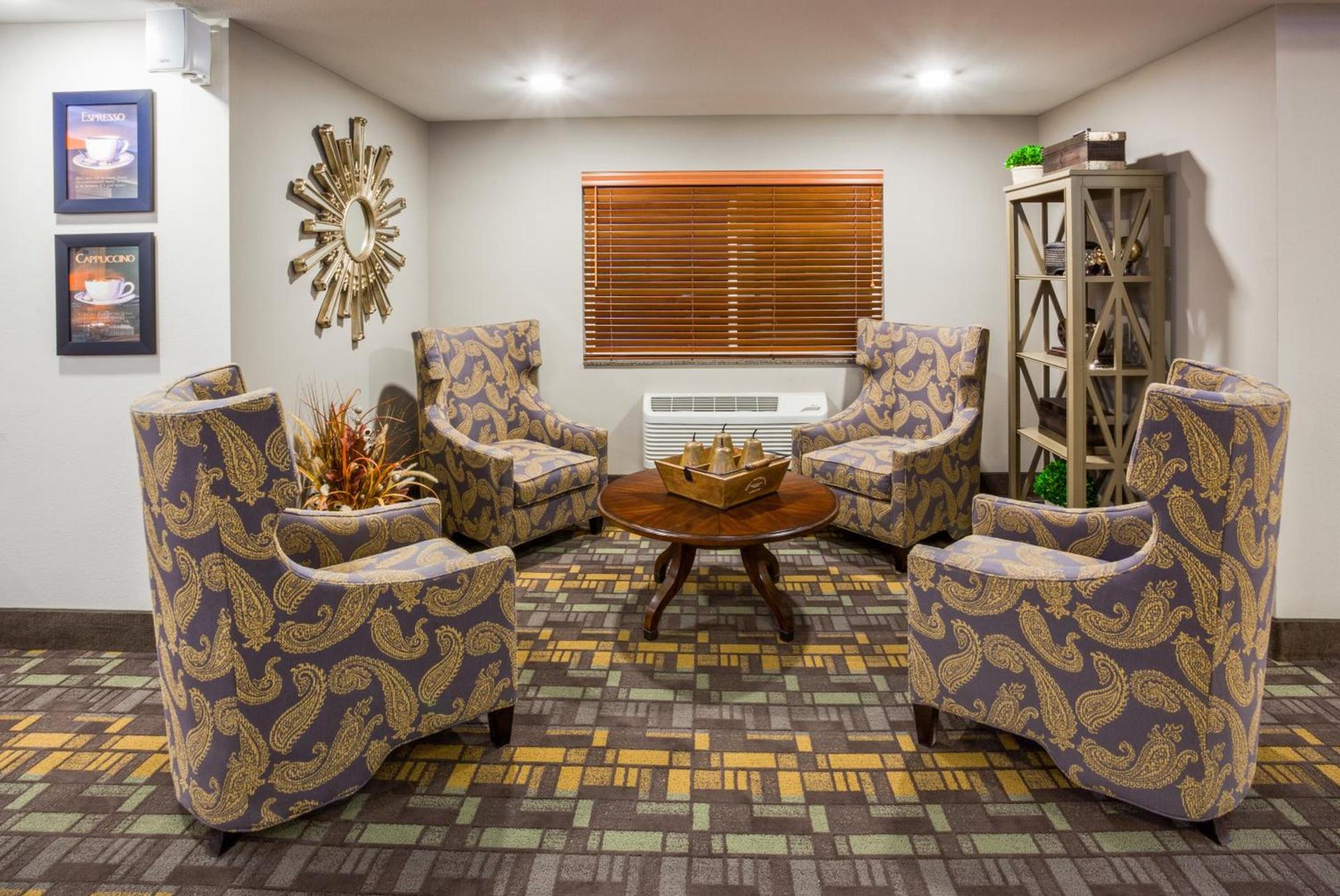 AmericInn by Wyndham Sibley photo 14