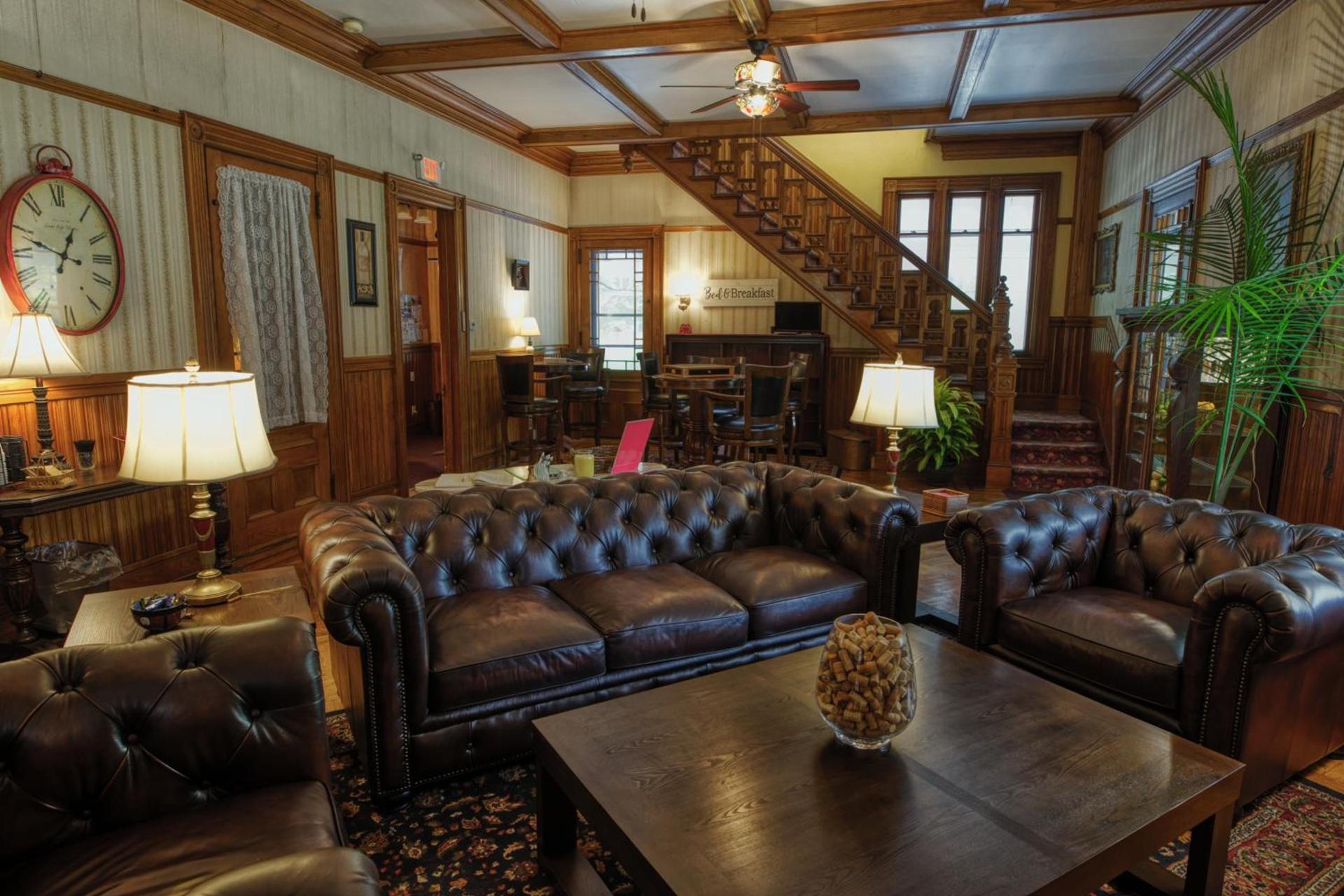 Rockwell Falls Inn and Wine Bar photo 5