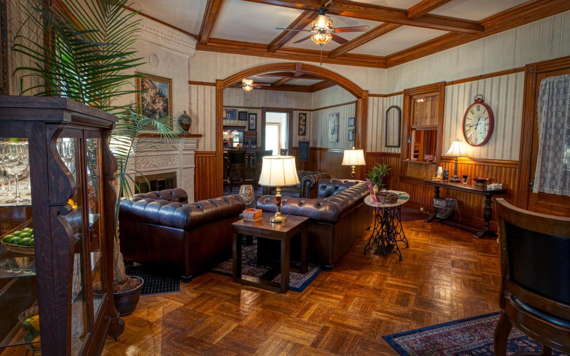 Rockwell Falls Inn and Wine Bar photo 3