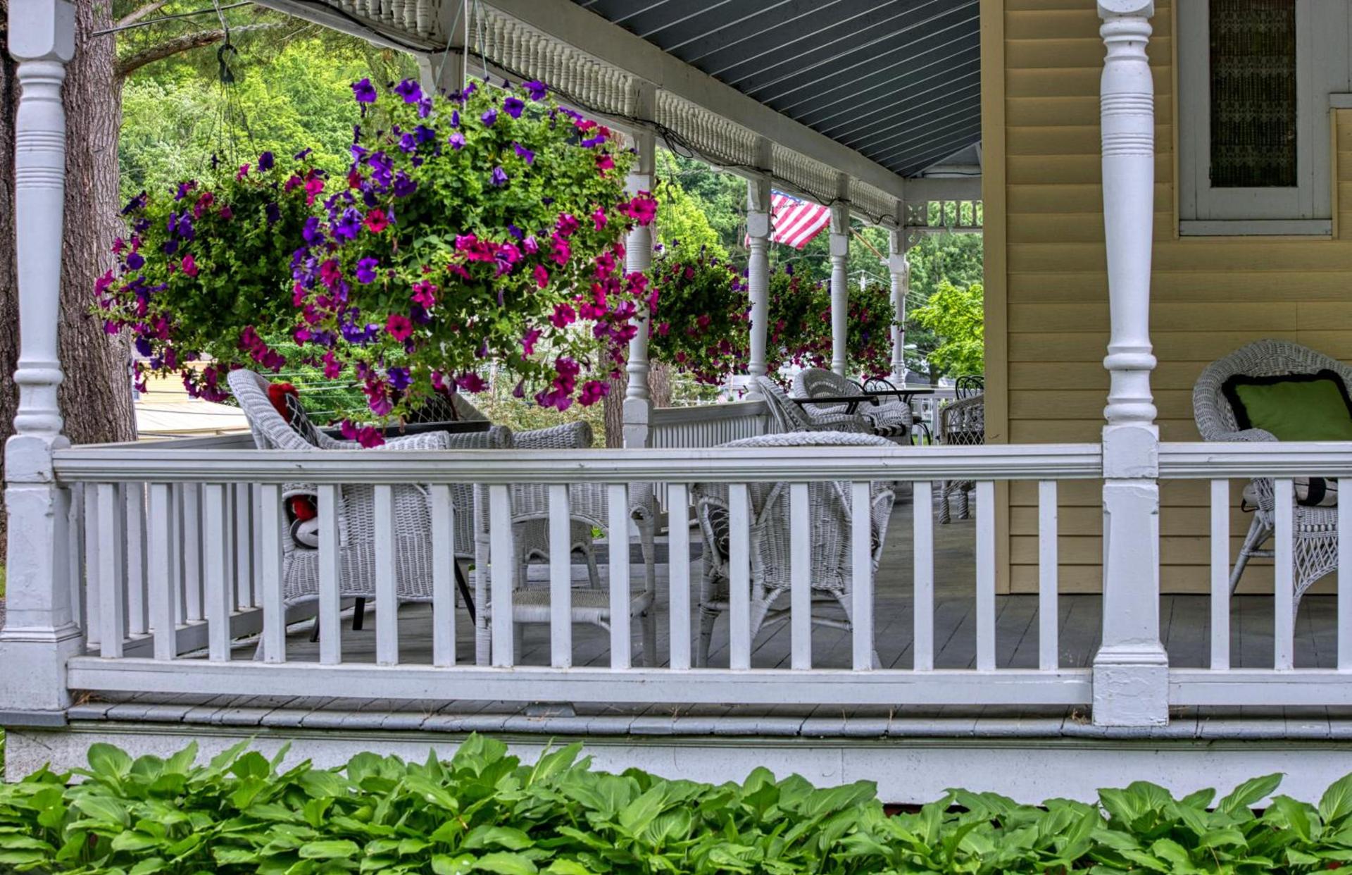 Rockwell Falls Inn and Wine Bar photo 21