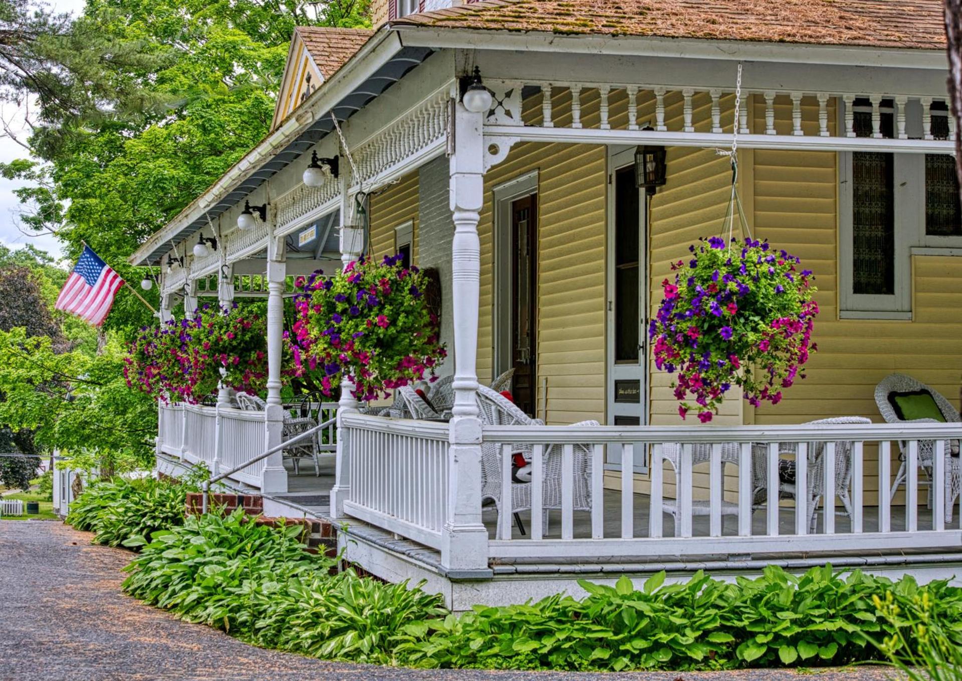 Rockwell Falls Inn and Wine Bar photo 22