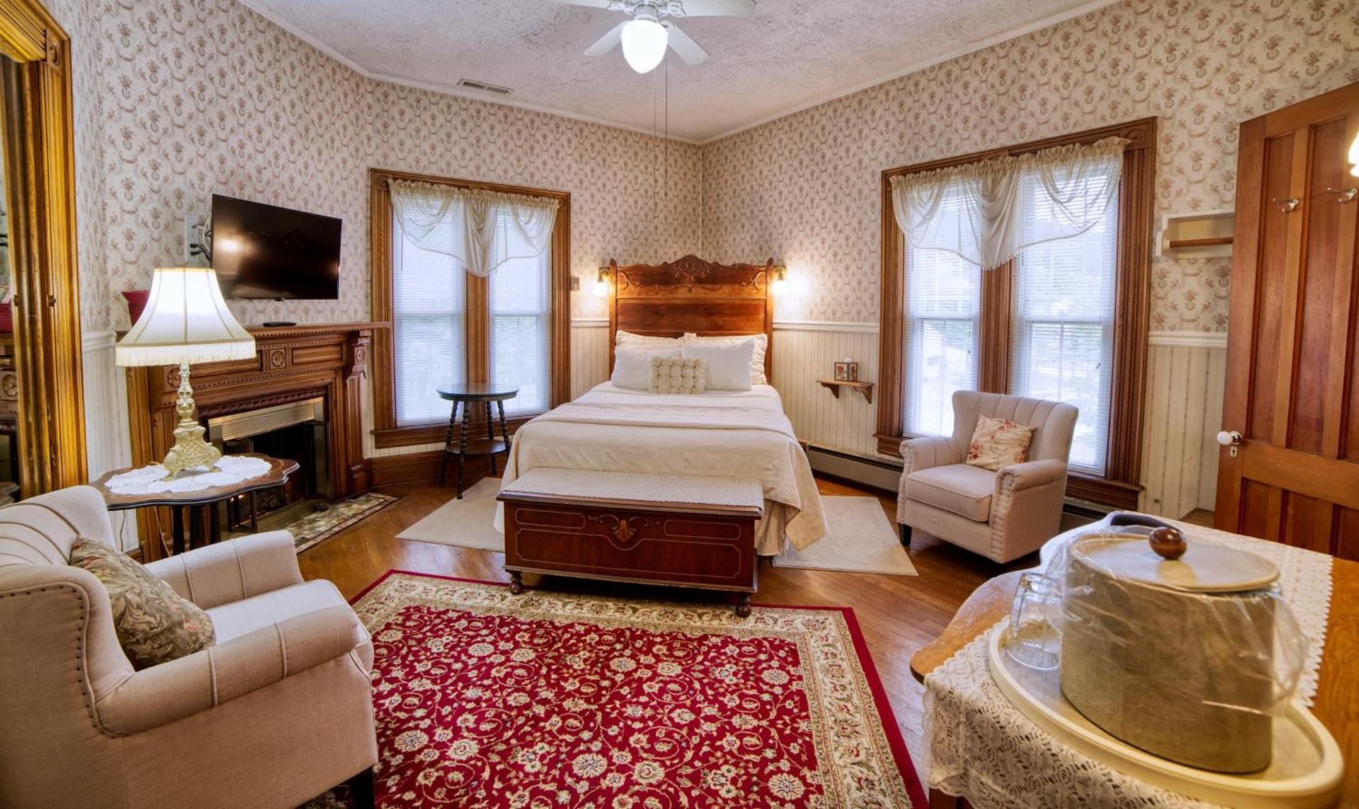 Rockwell Falls Inn and Wine Bar photo 37