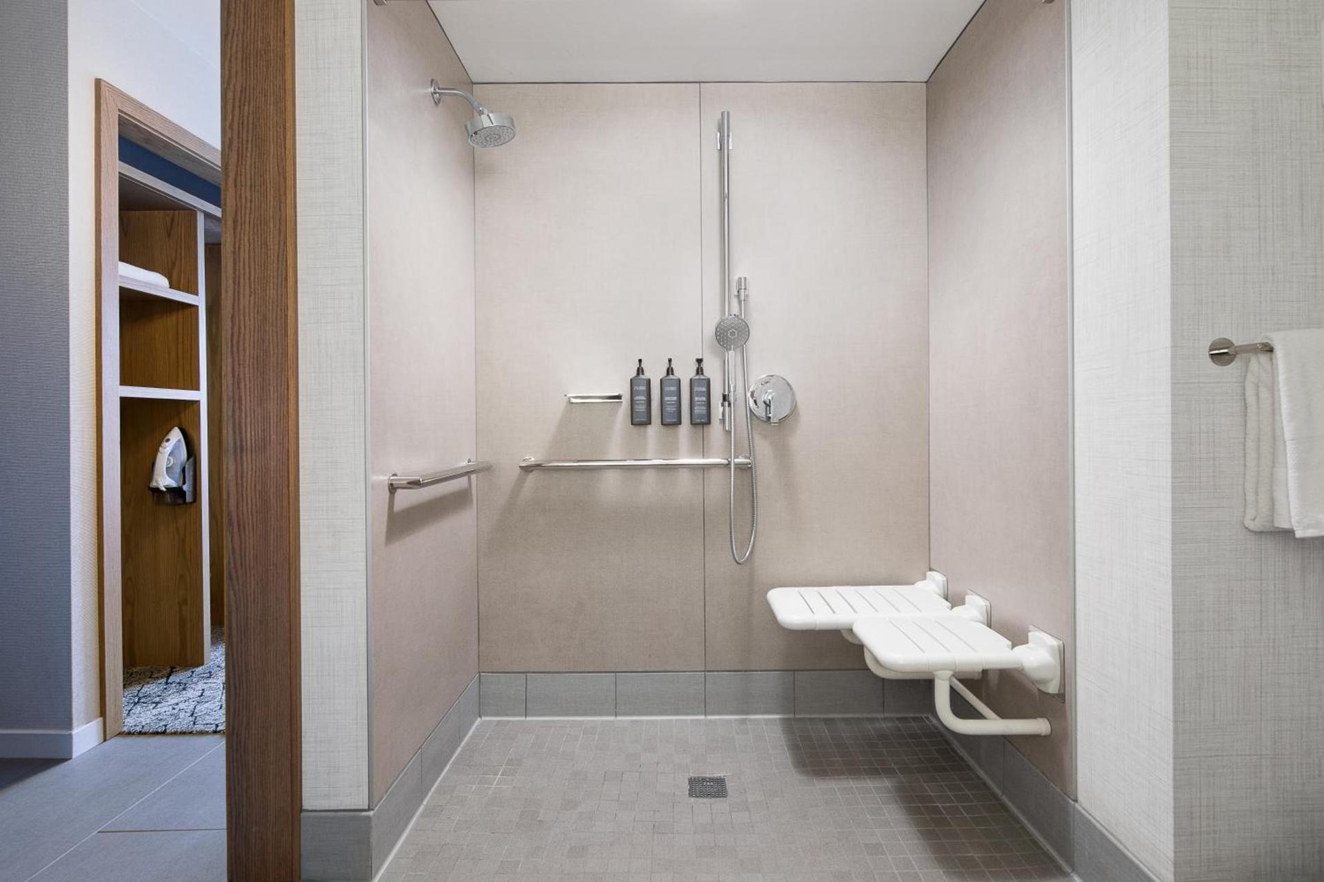 Sheraton Westport Plaza photo 11