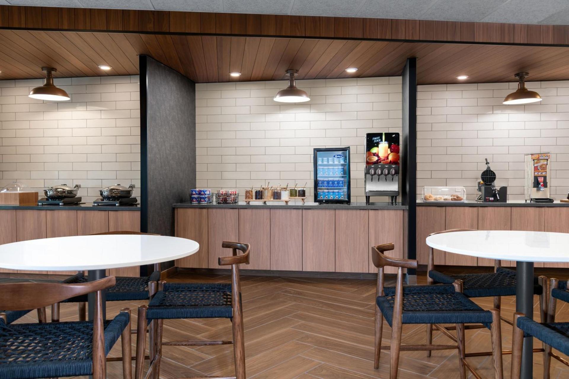 Fairfield by Marriott Inn & Suites Sioux Center photo 23