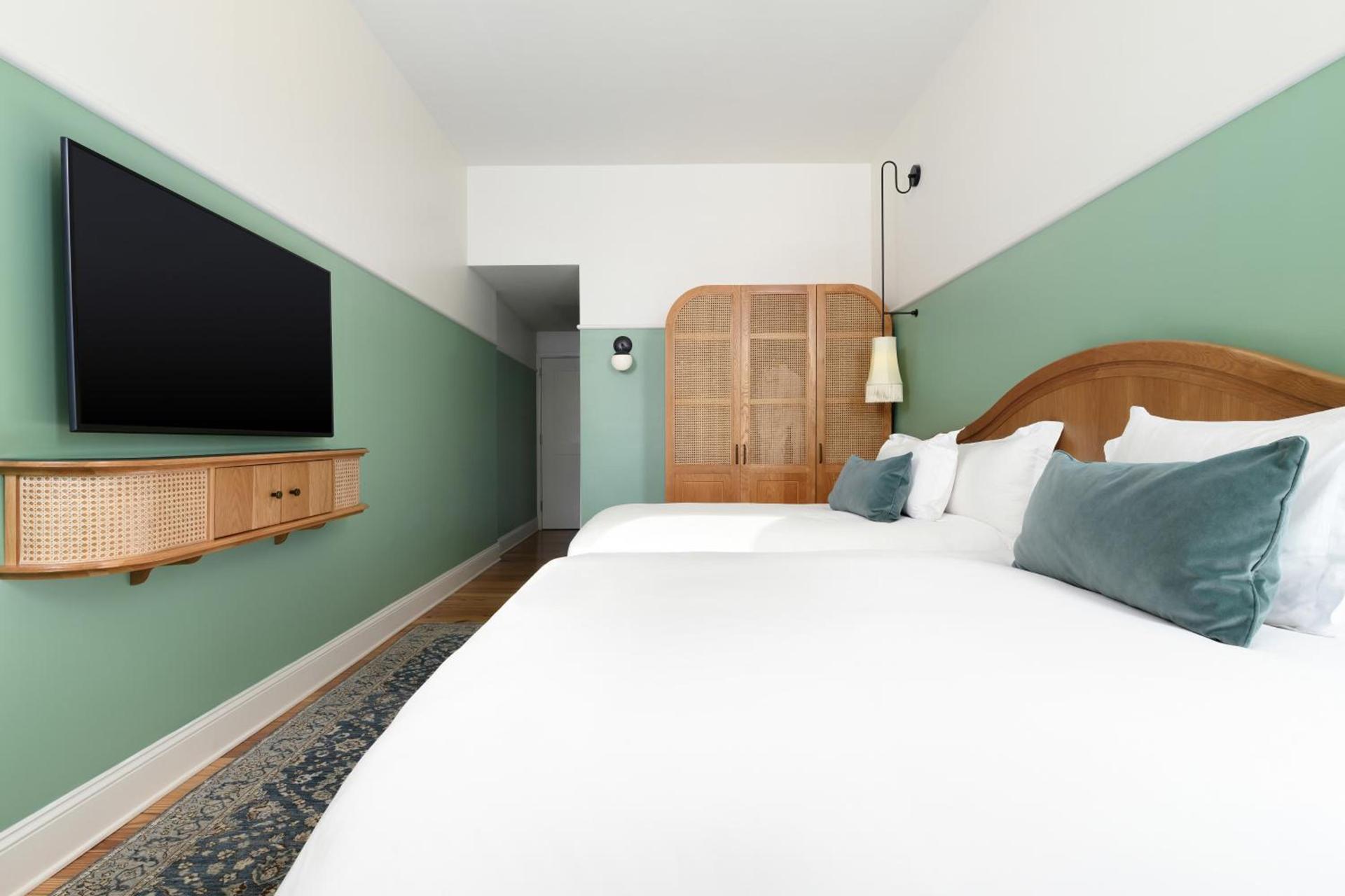The Drayton Hotel Savannah, Curio Collection by Hilton photo 44