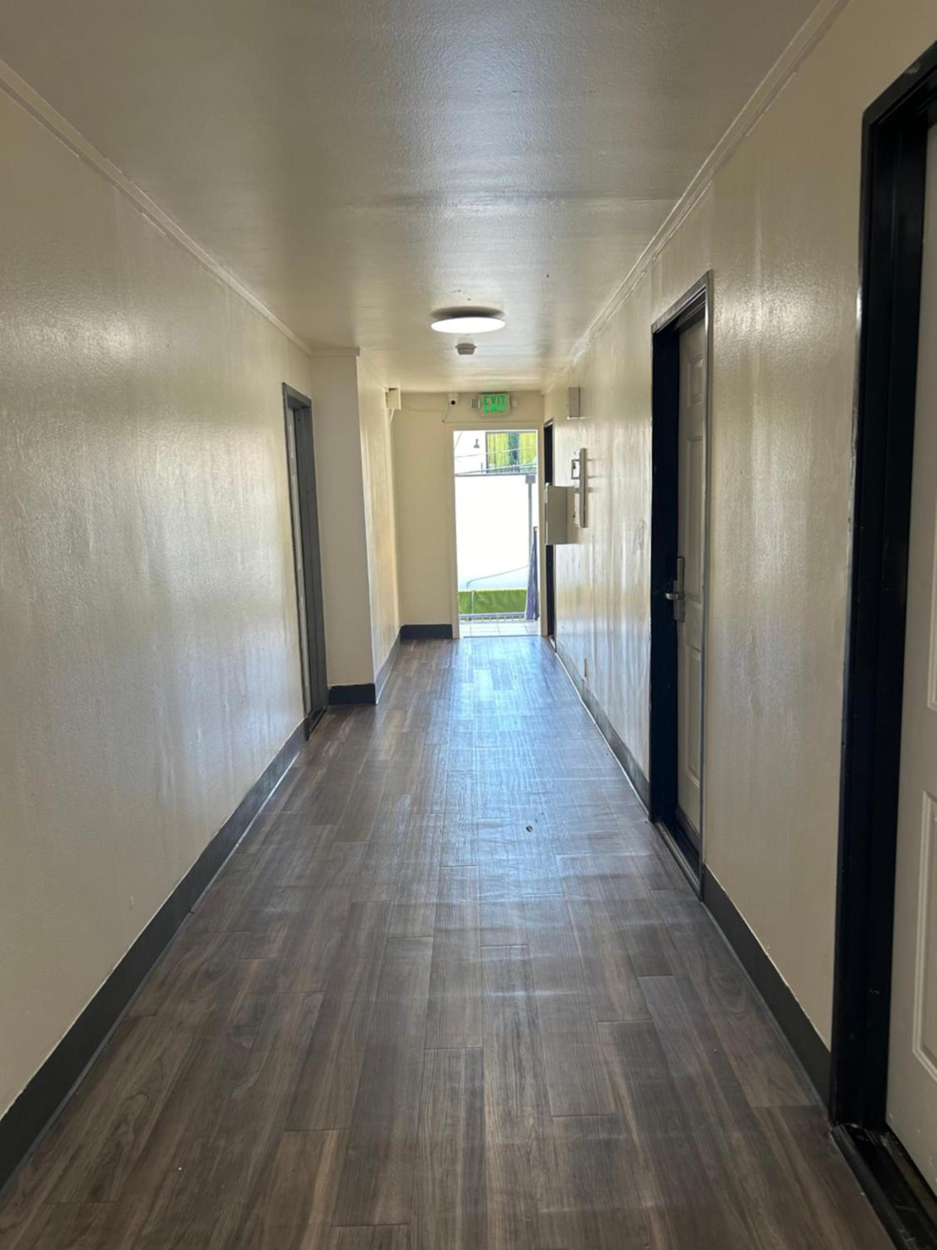 Budget Inn Hollywood photo 20